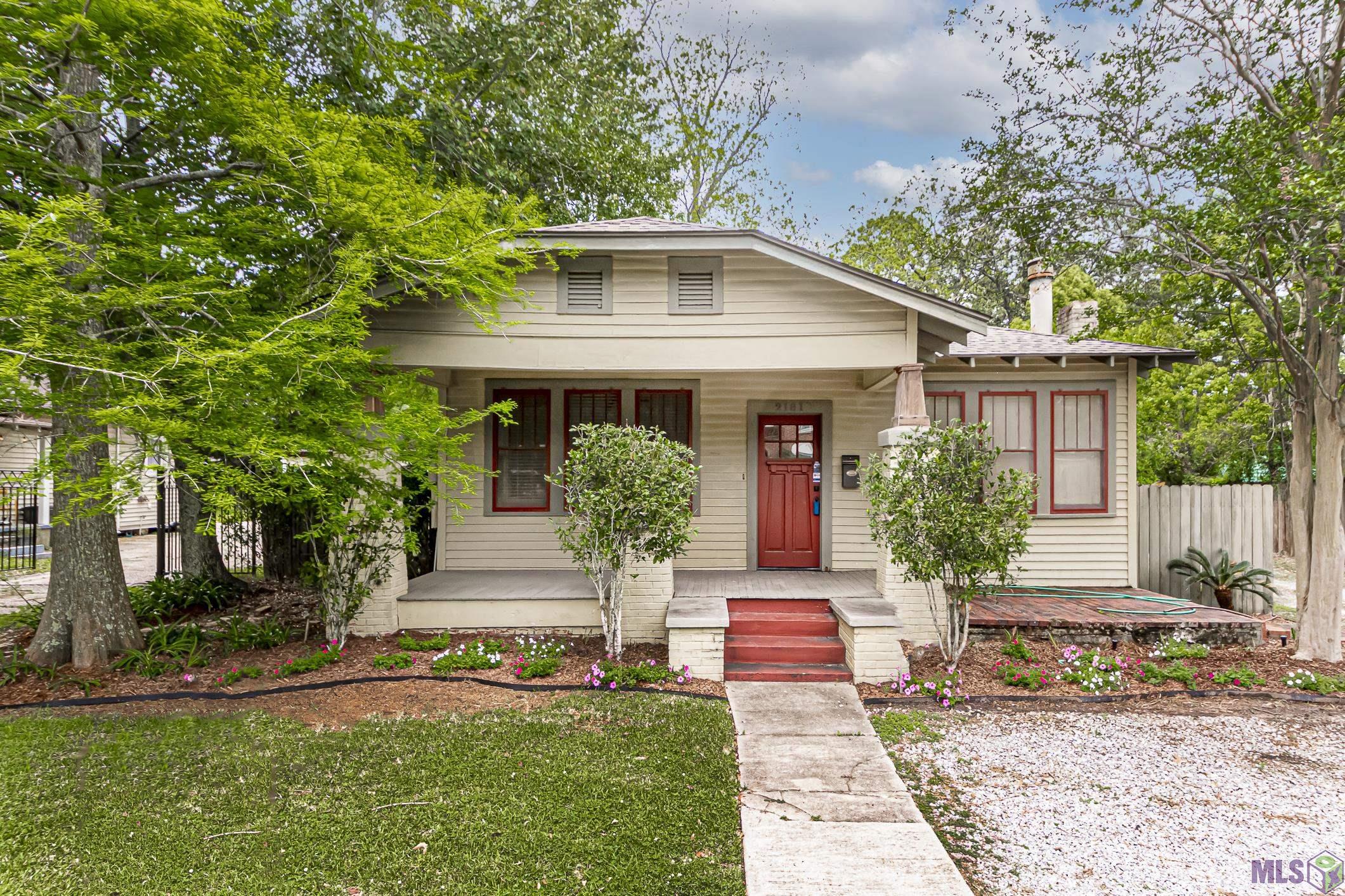 2181 Stanford Ave