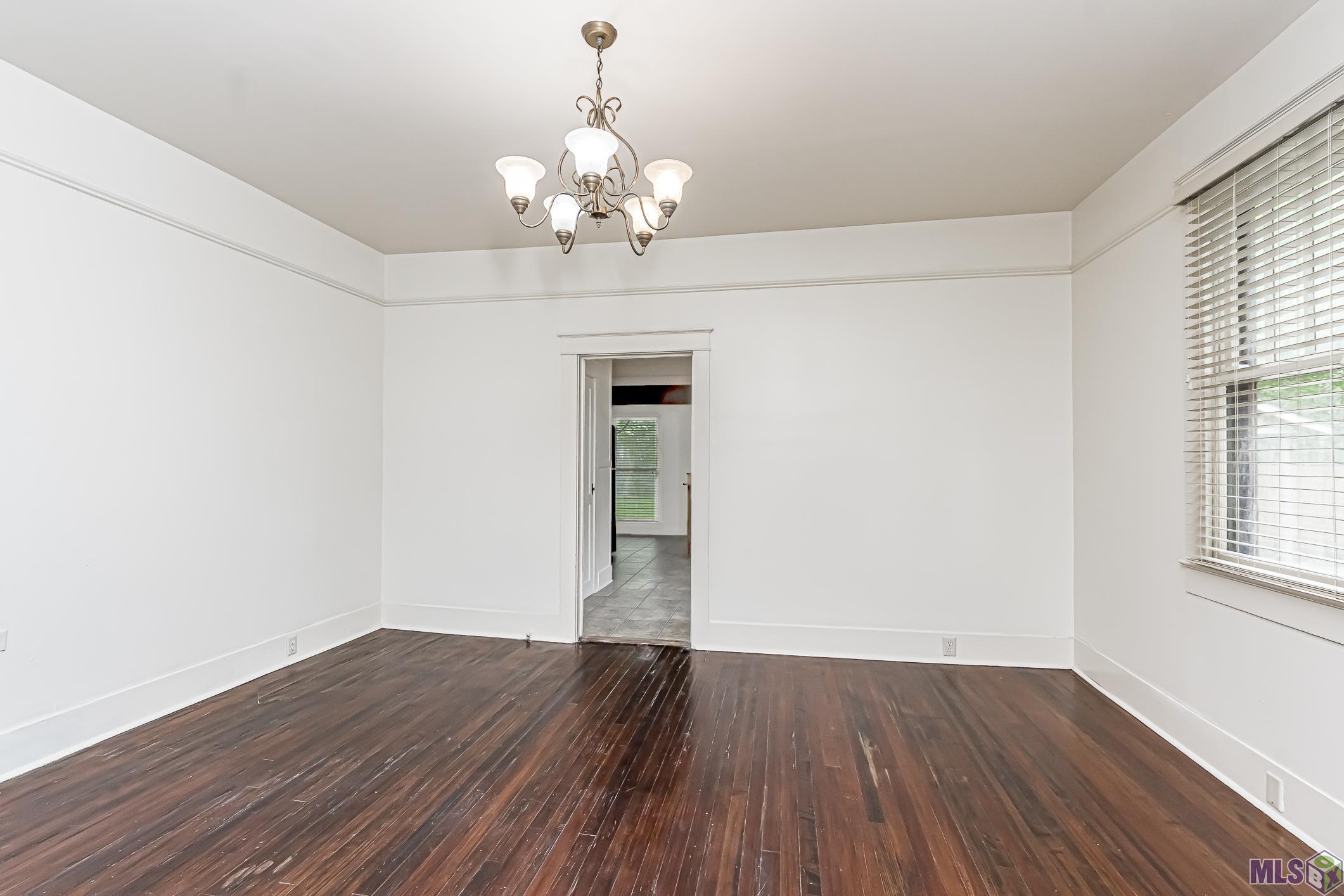 2181 Stanford Ave