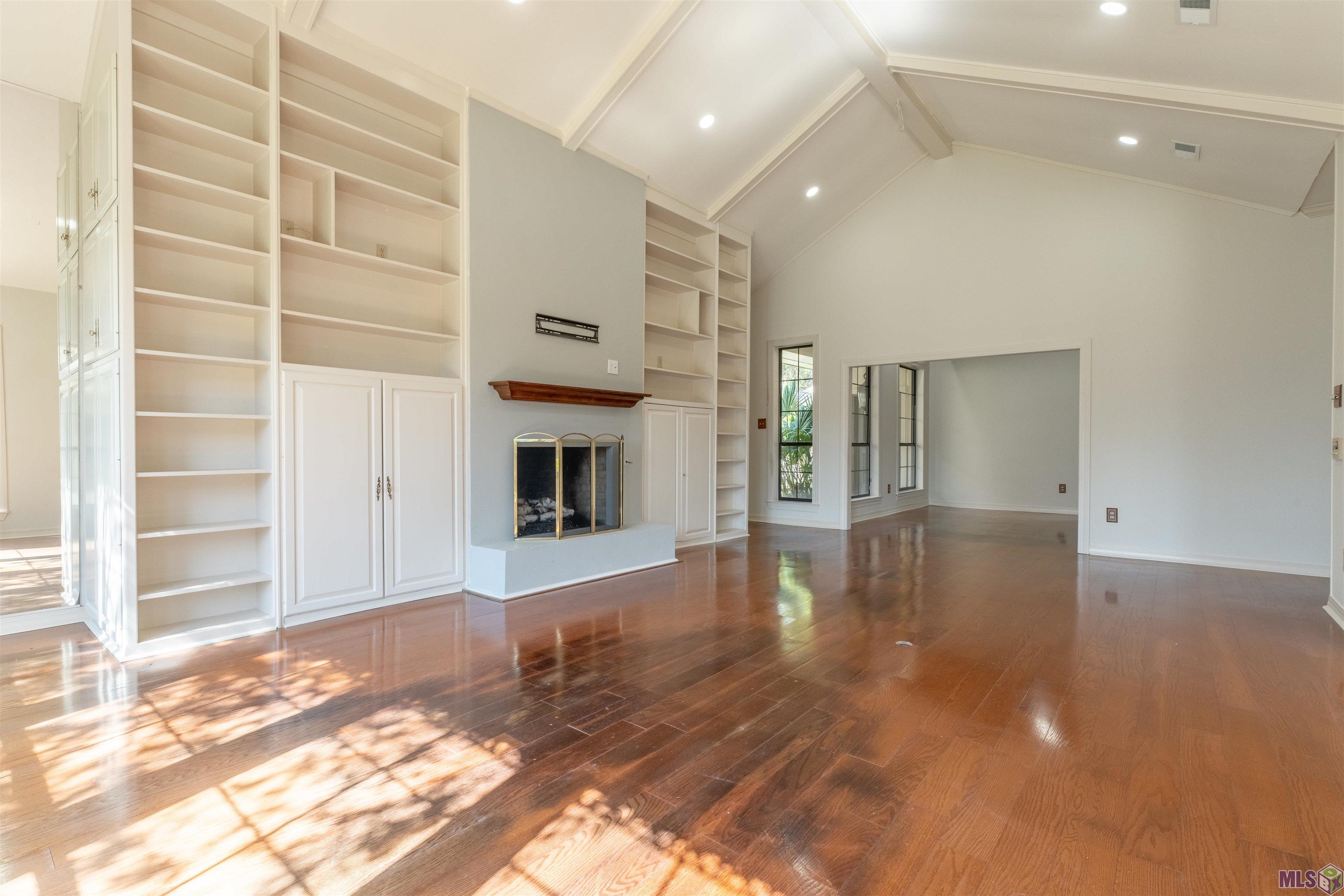 8066 Walden Rd