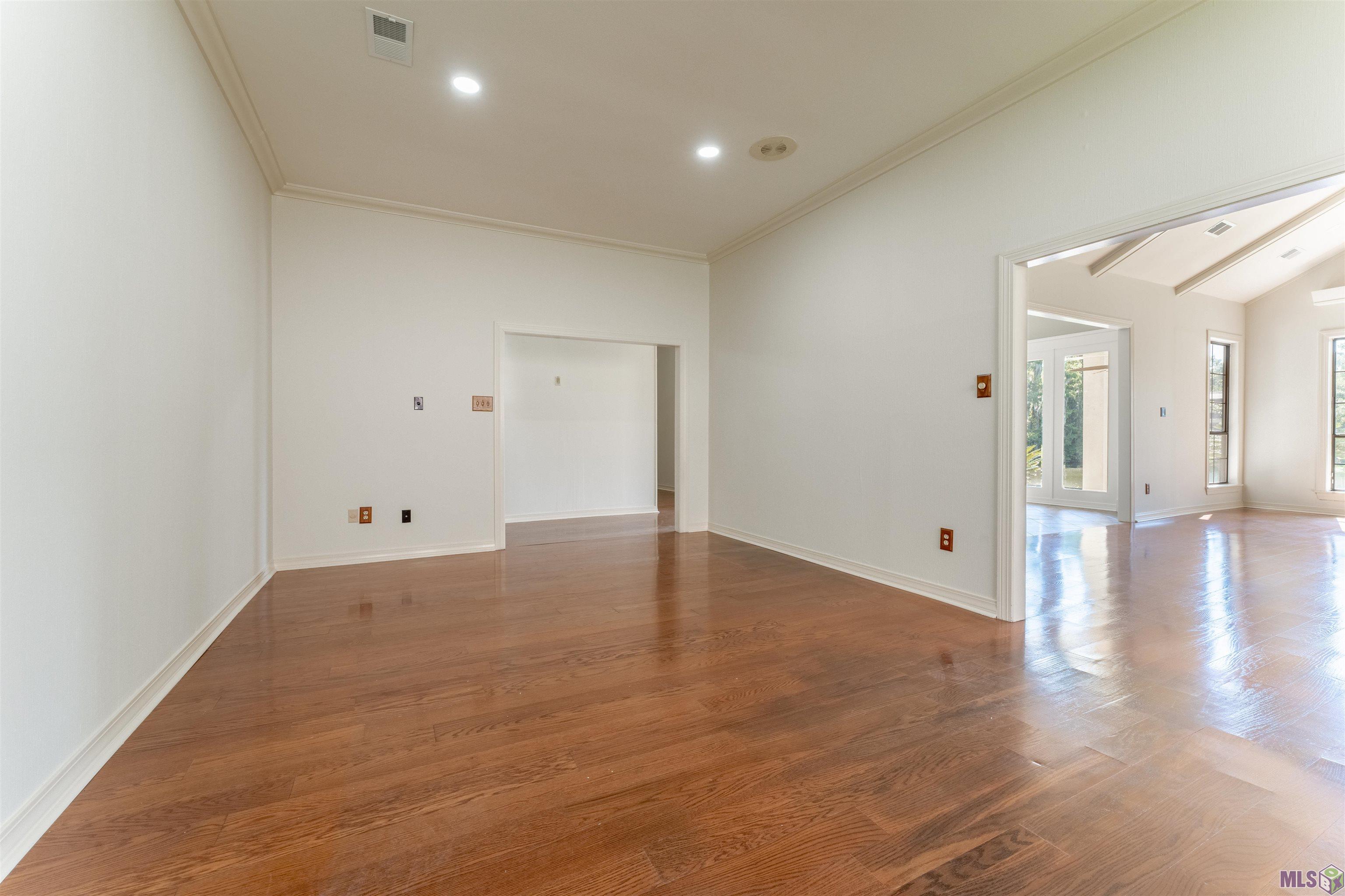 8066 Walden Rd