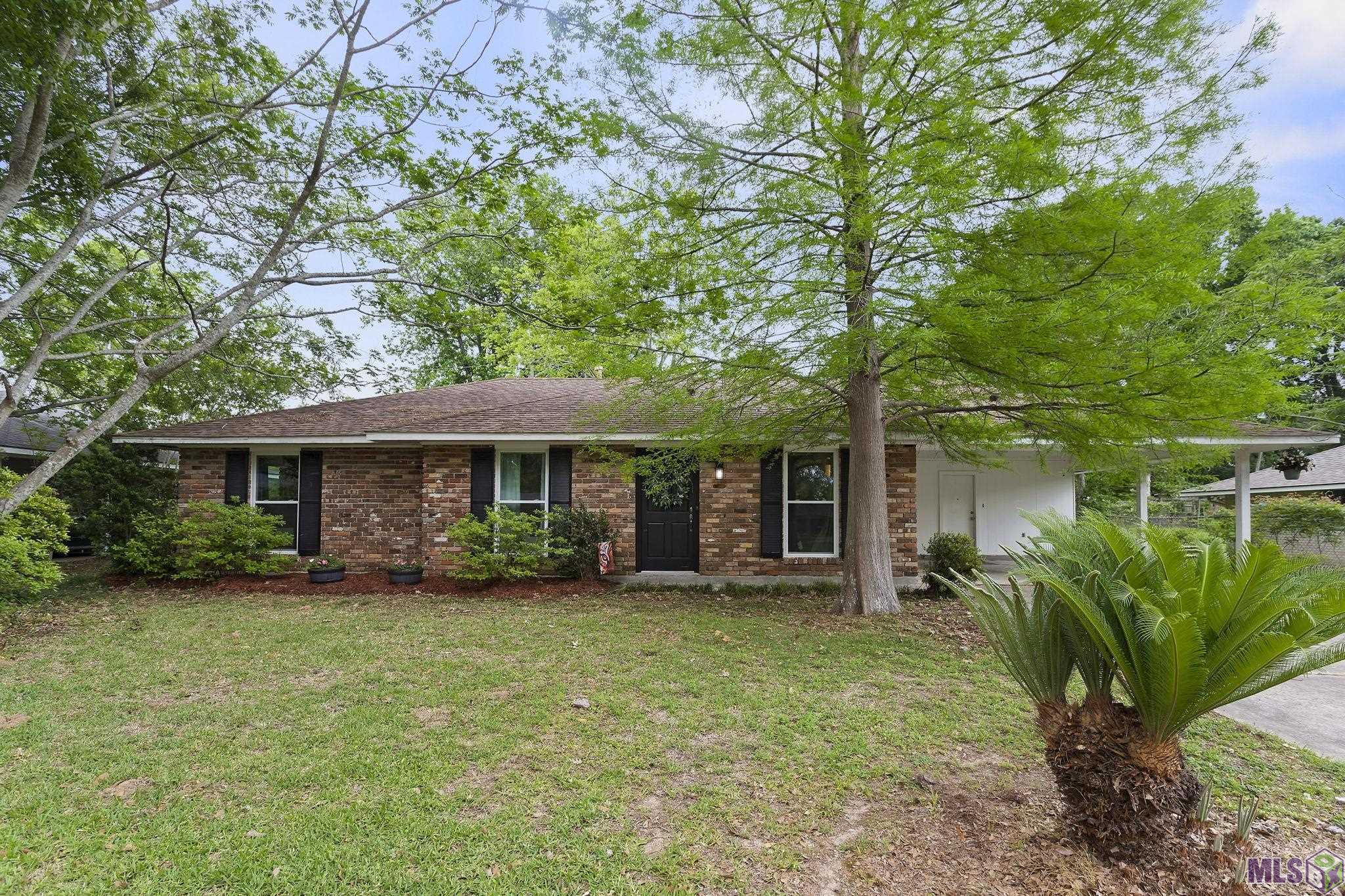 1046 Wylie Dr