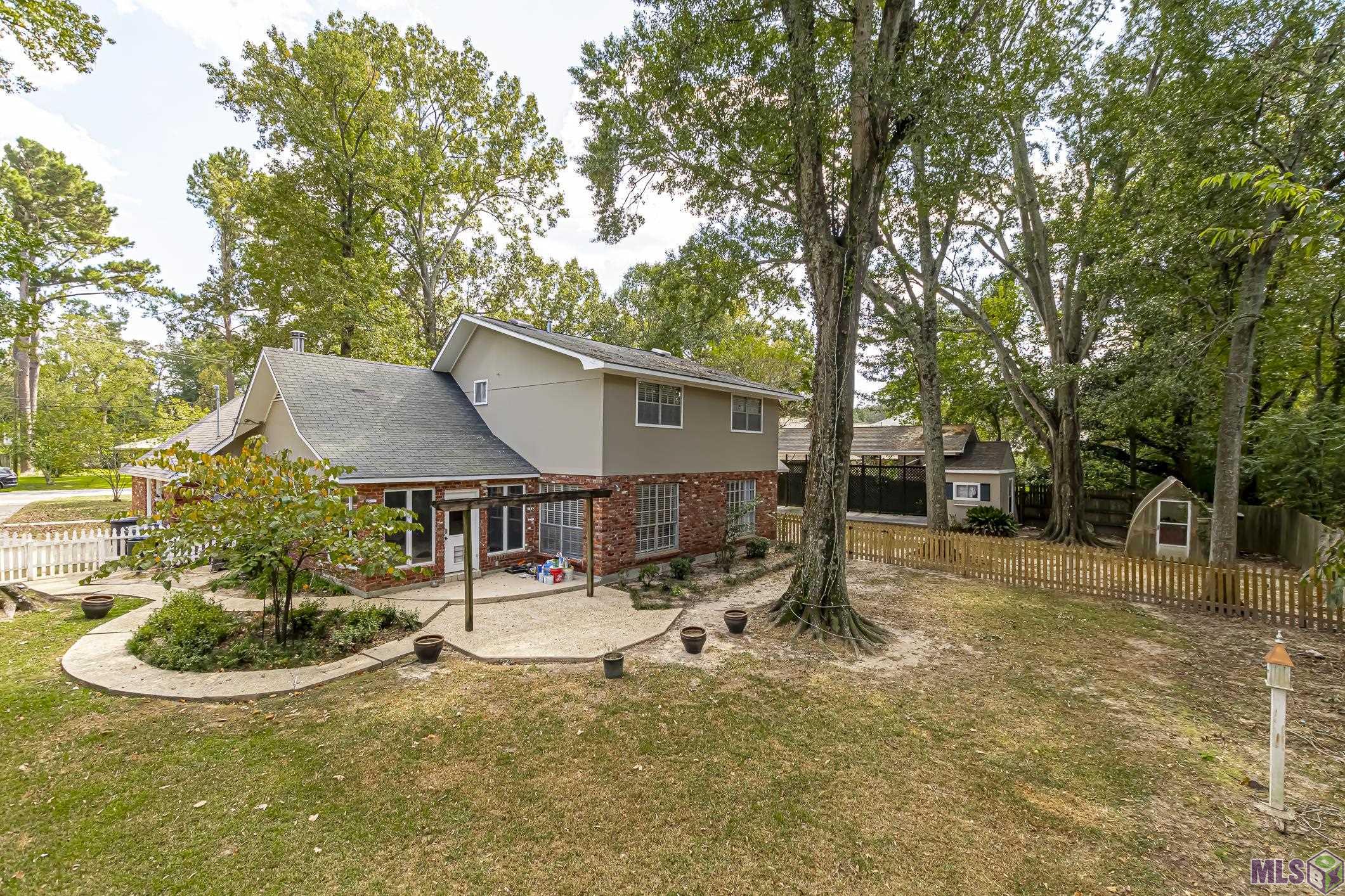 633 Rodney Dr