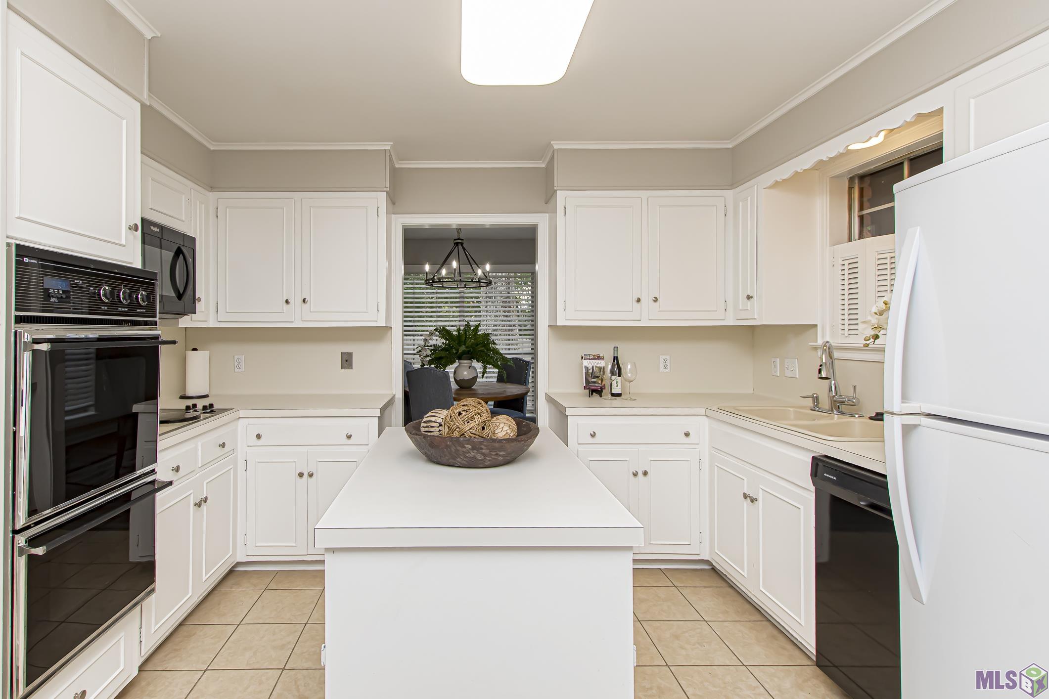 633 Rodney Dr