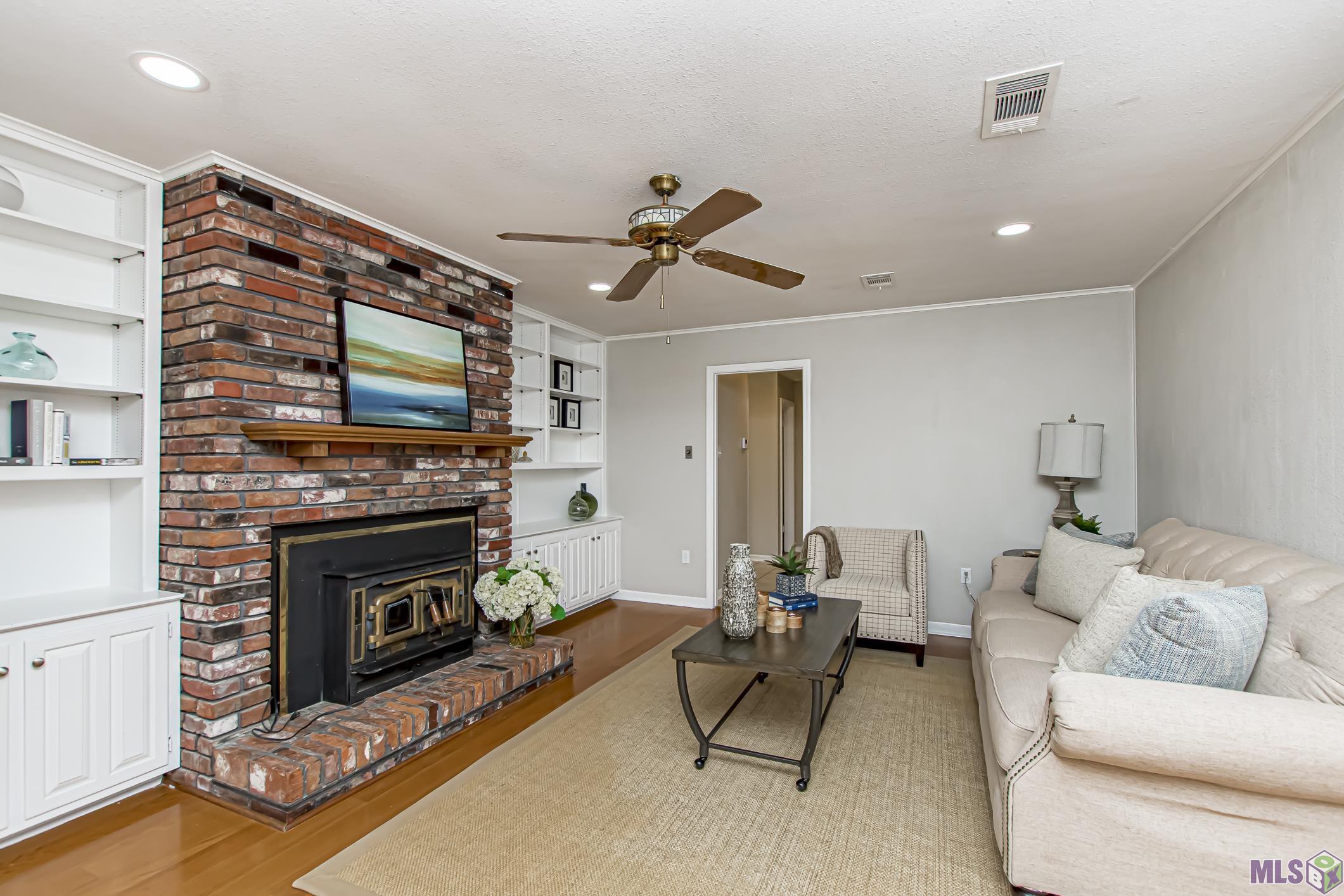 633 Rodney Dr