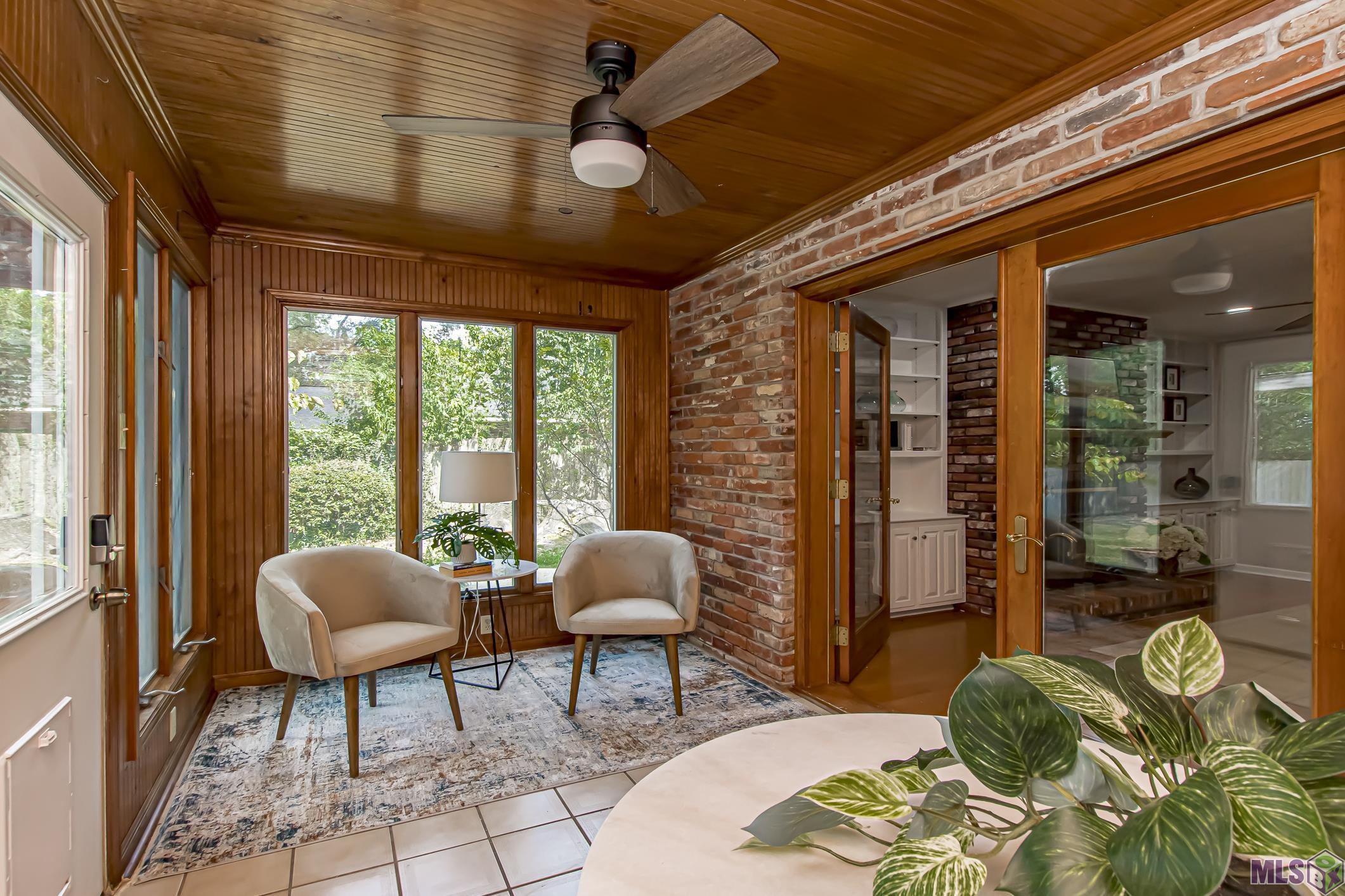 633 Rodney Dr