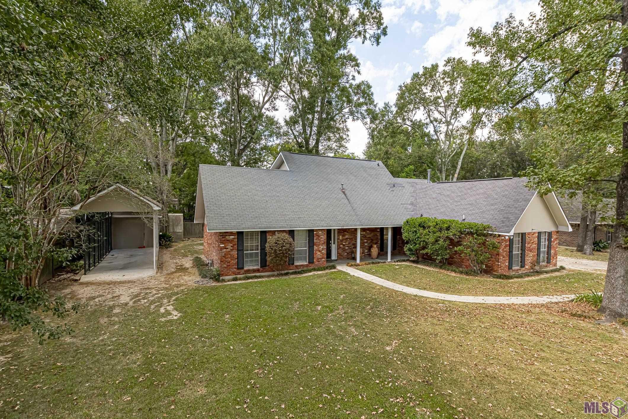 633 Rodney Dr