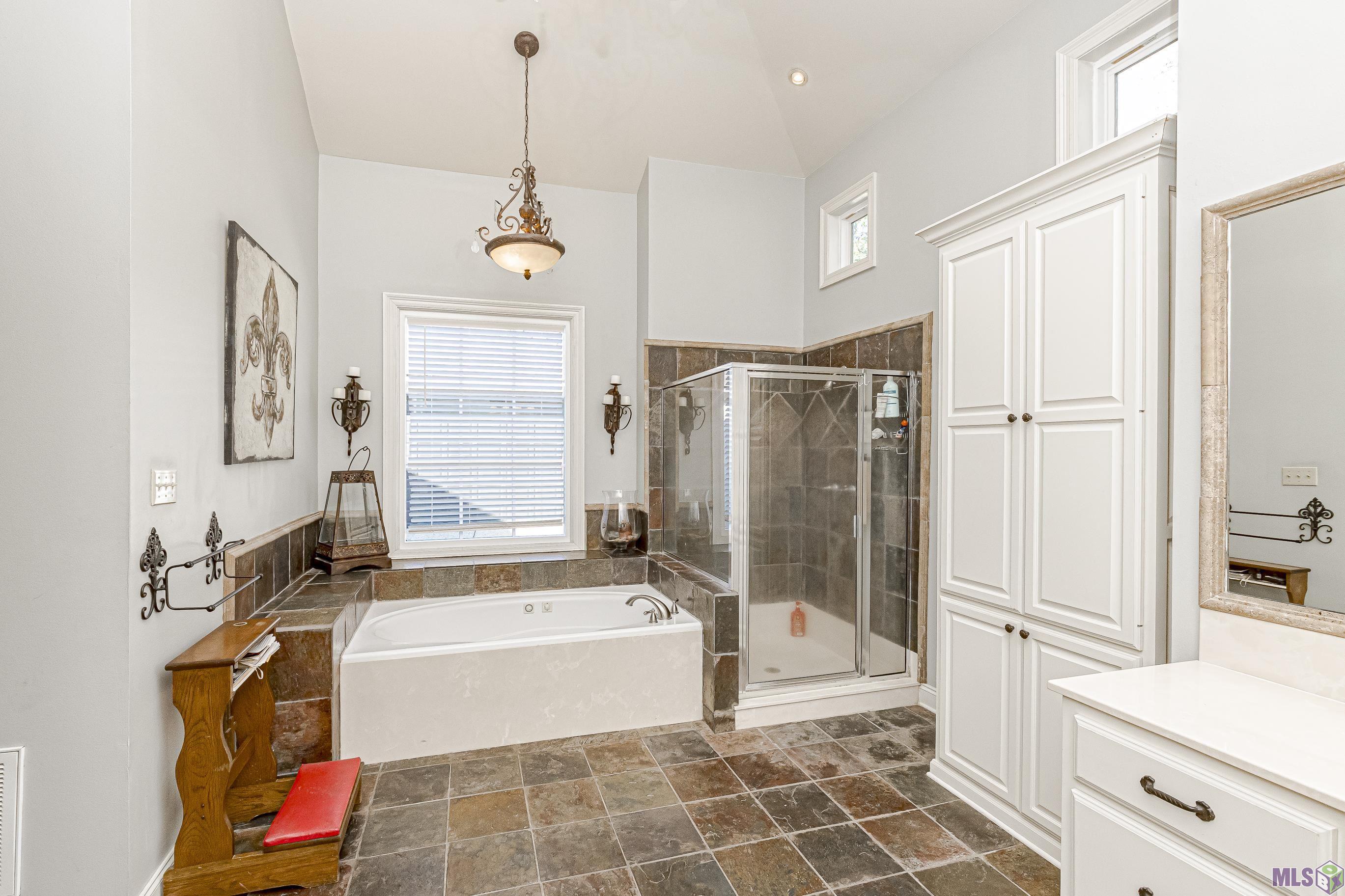 40230 Pelican Point Pkwy