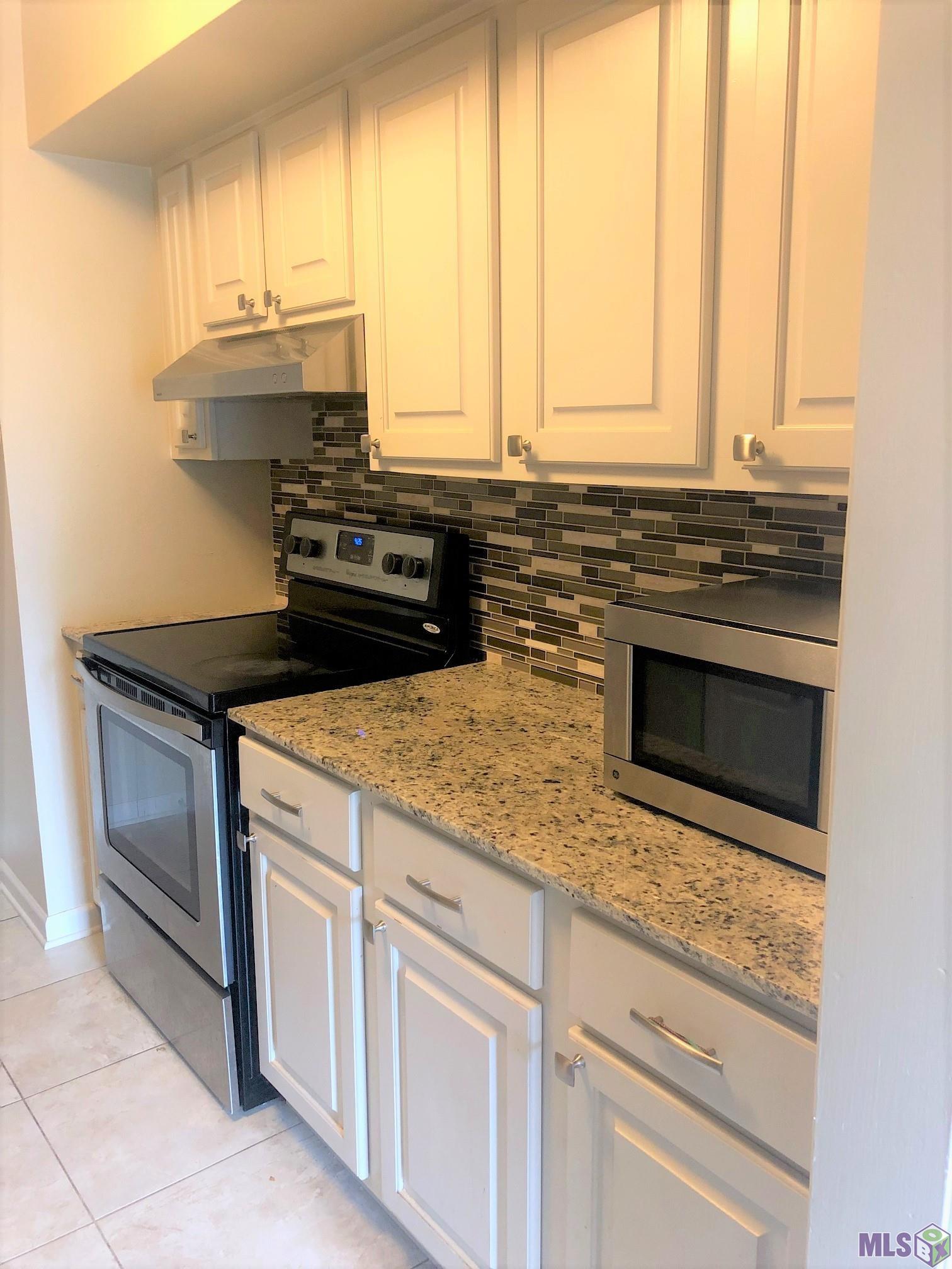 1755 College Dr # 215 Unit: #215
