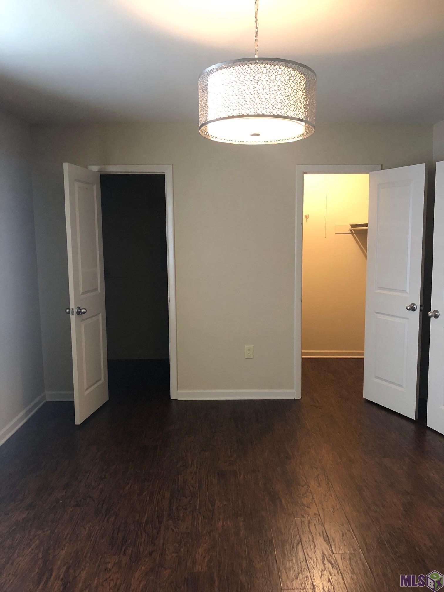 1755 College Dr # 215 Unit: #215