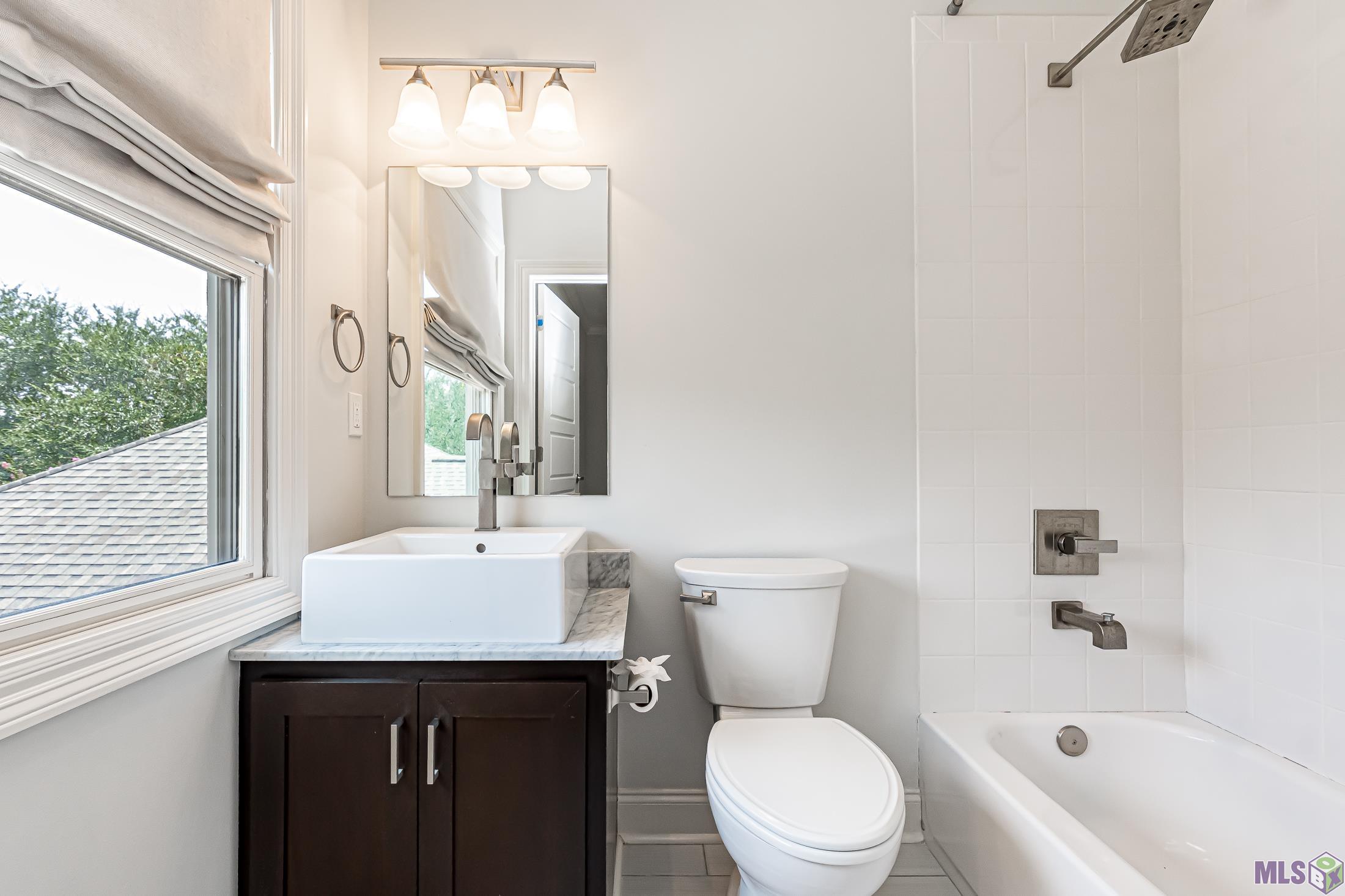 40228 Dove Estates Ct