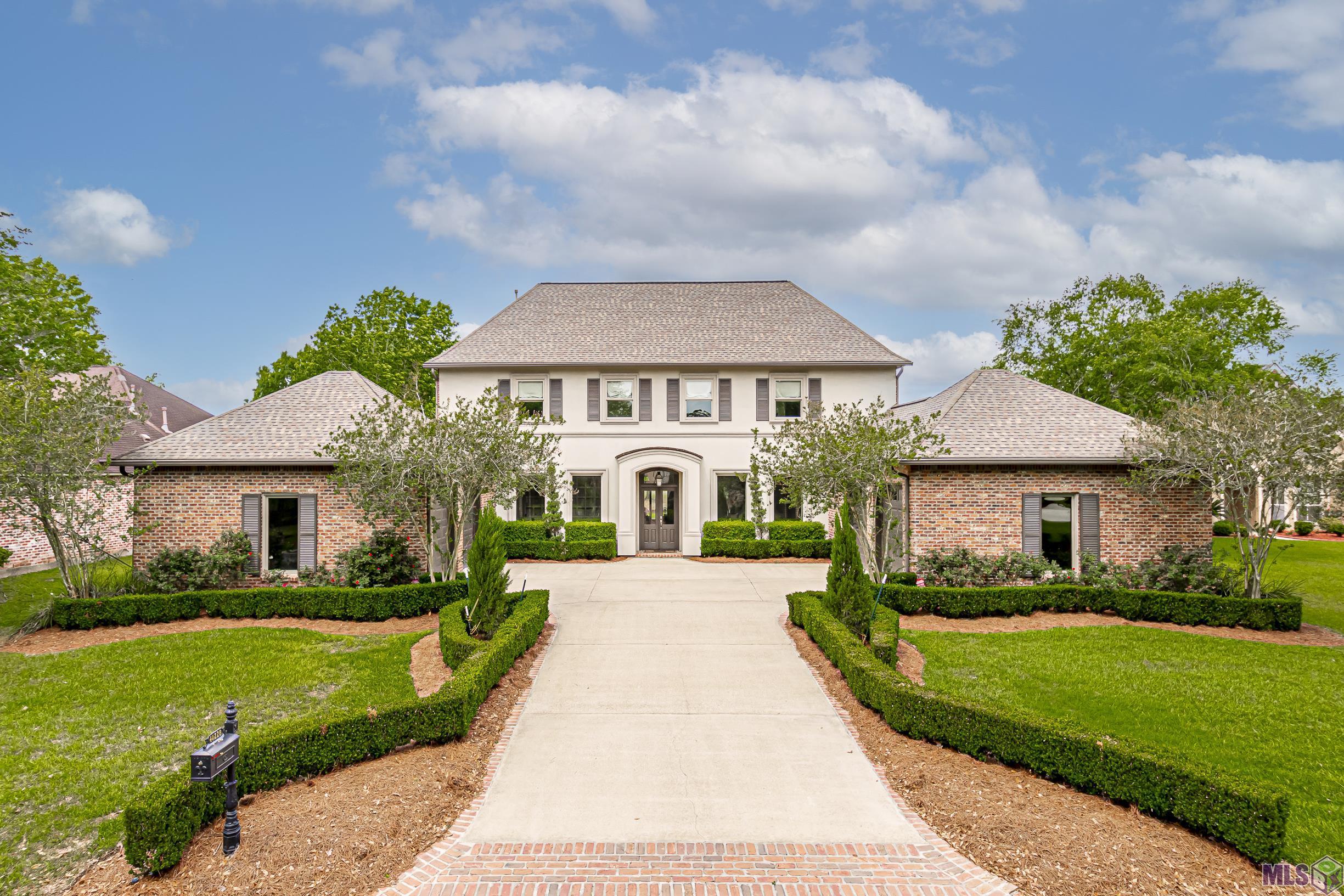 40228 Dove Estates Ct