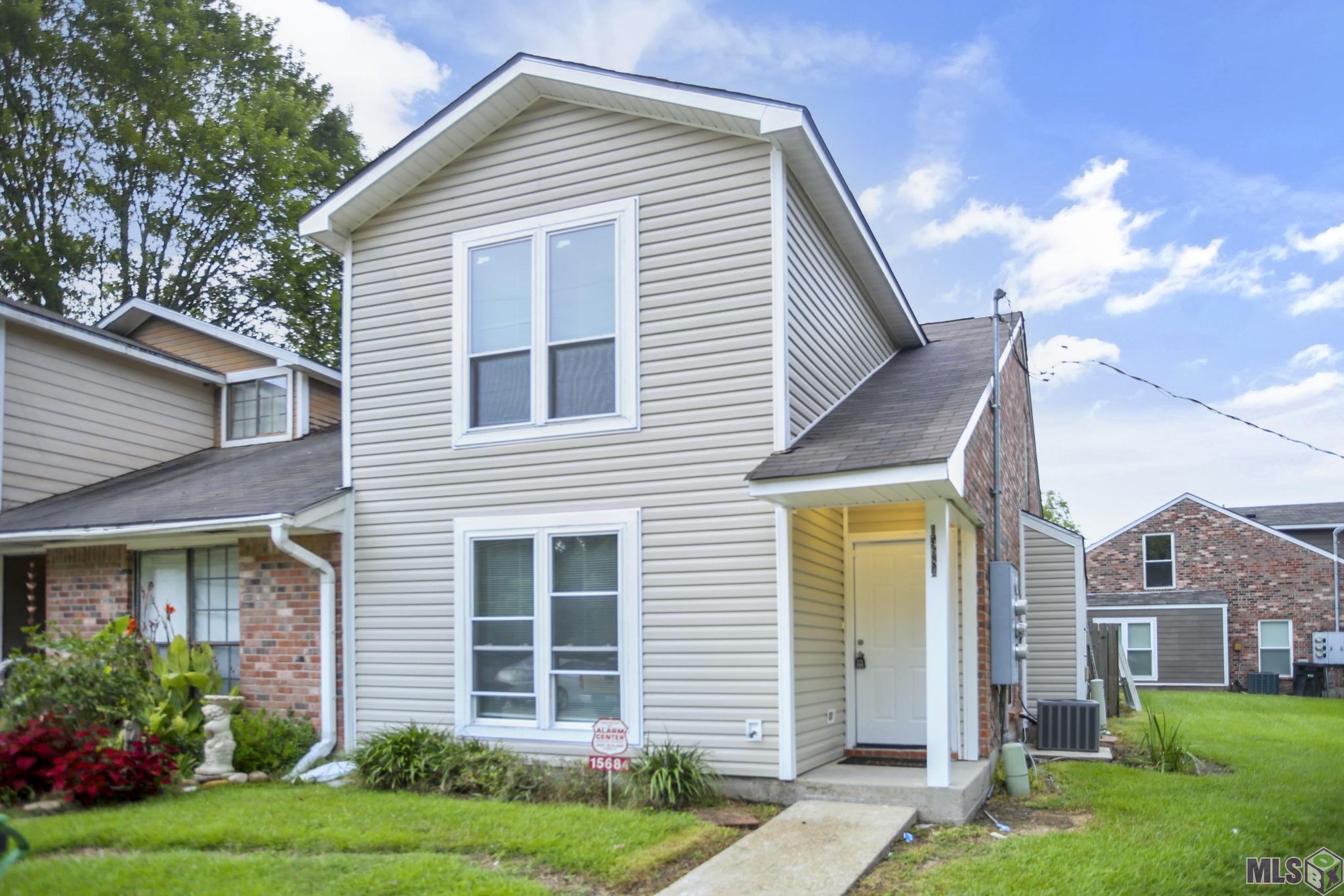 15684 Riverdale Ave