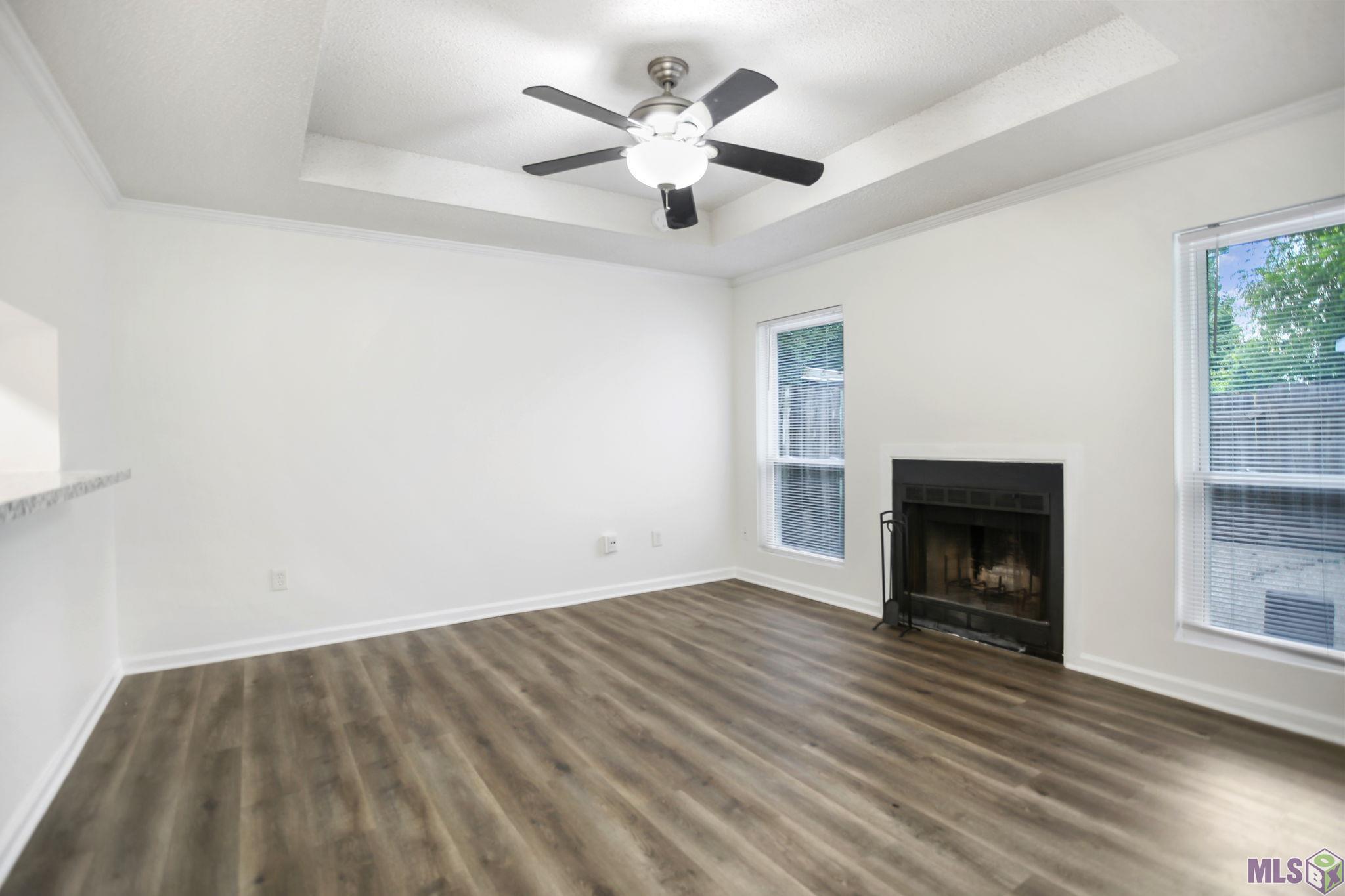 15684 Riverdale Ave