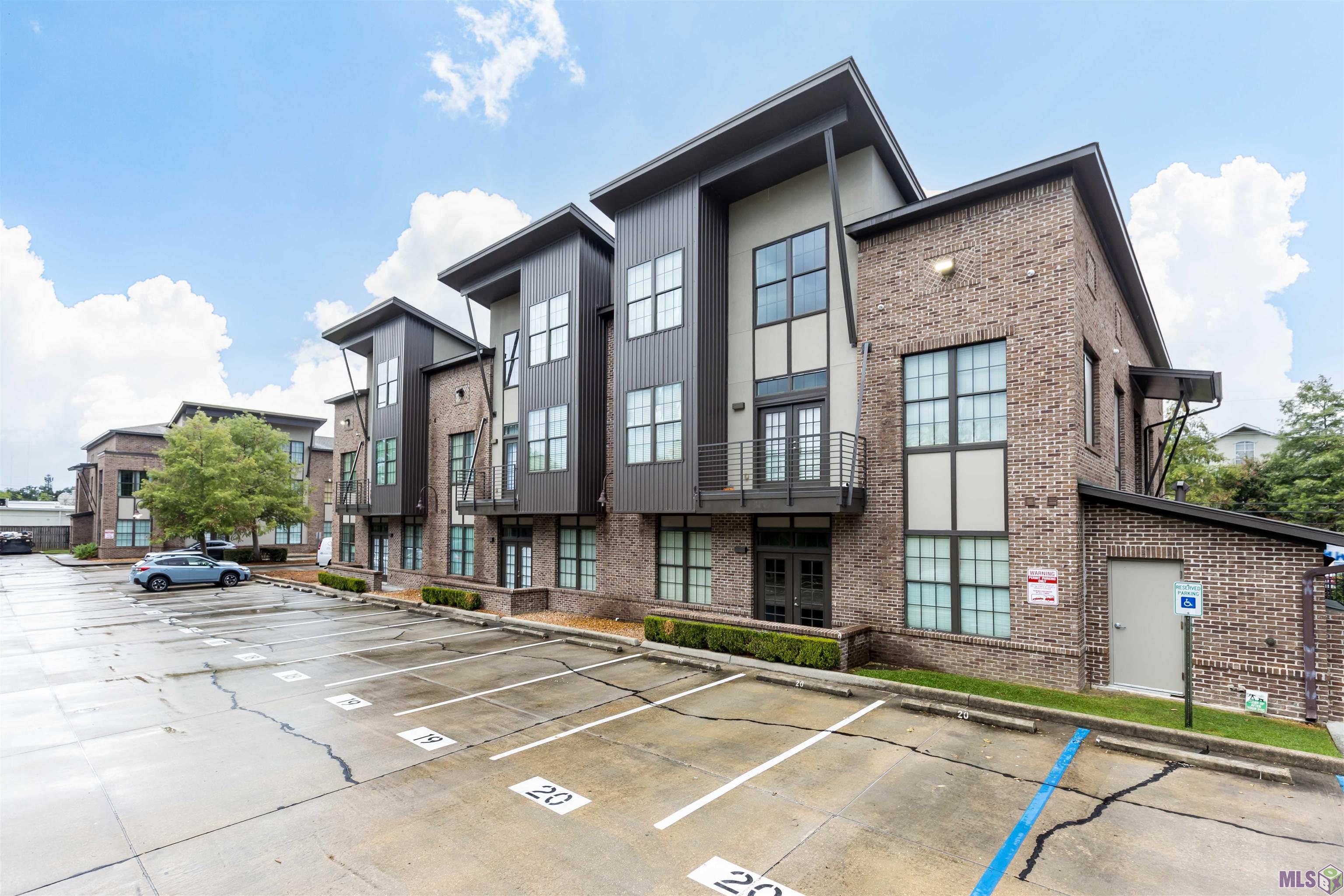 333 E Boyd Dr # 19 Unit: #19