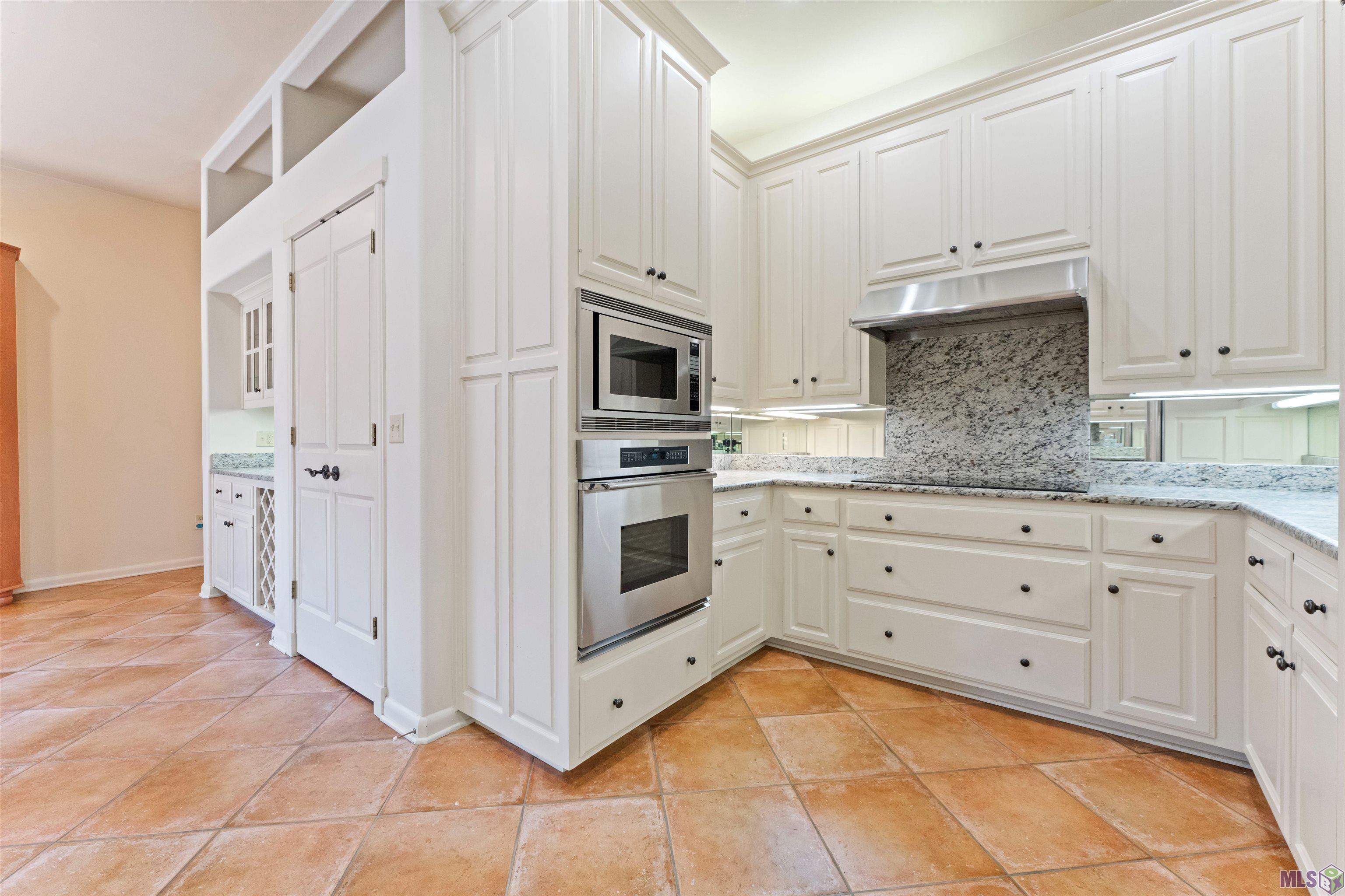 67 Jamestowne Ct