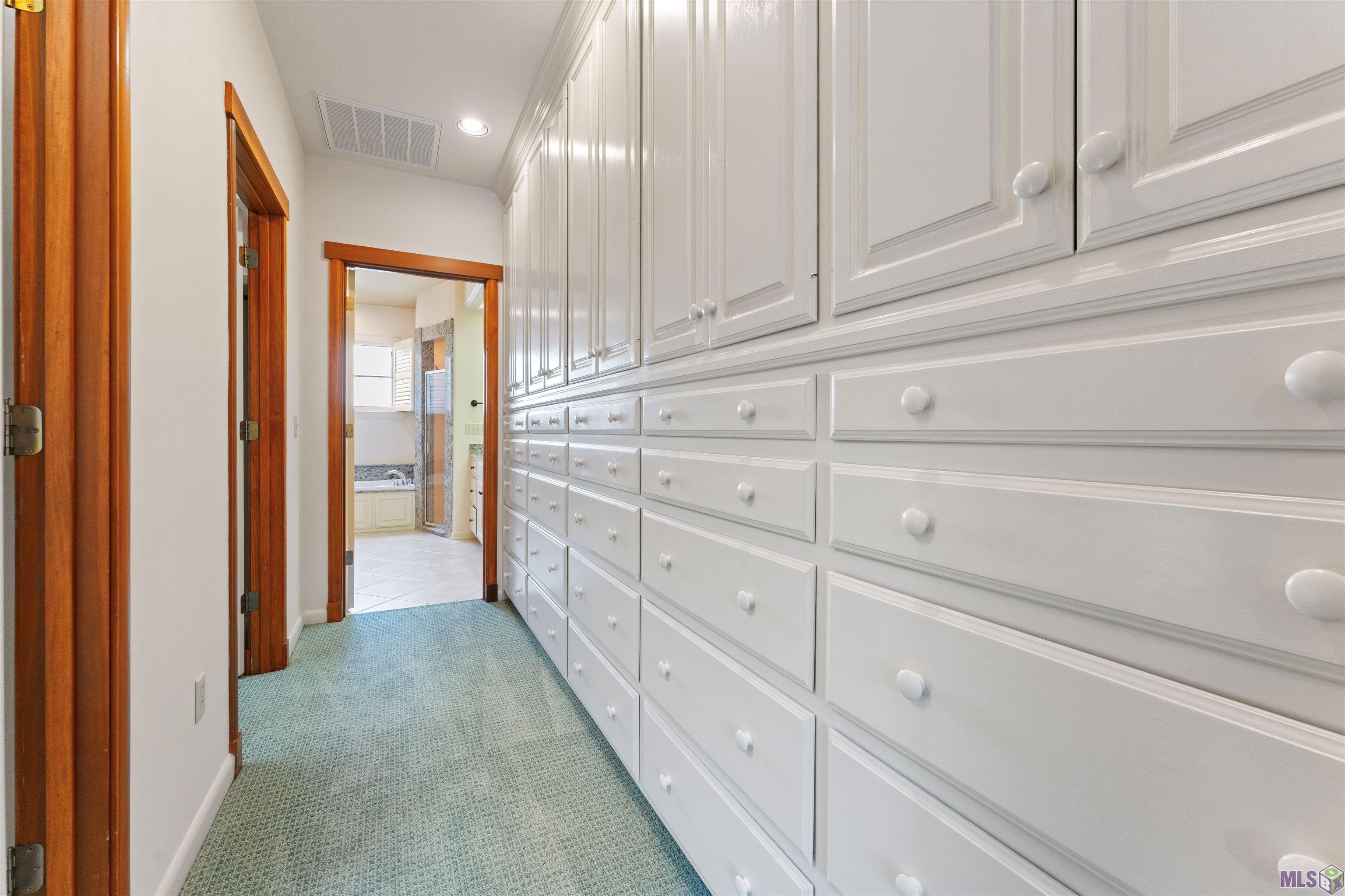 67 Jamestowne Ct
