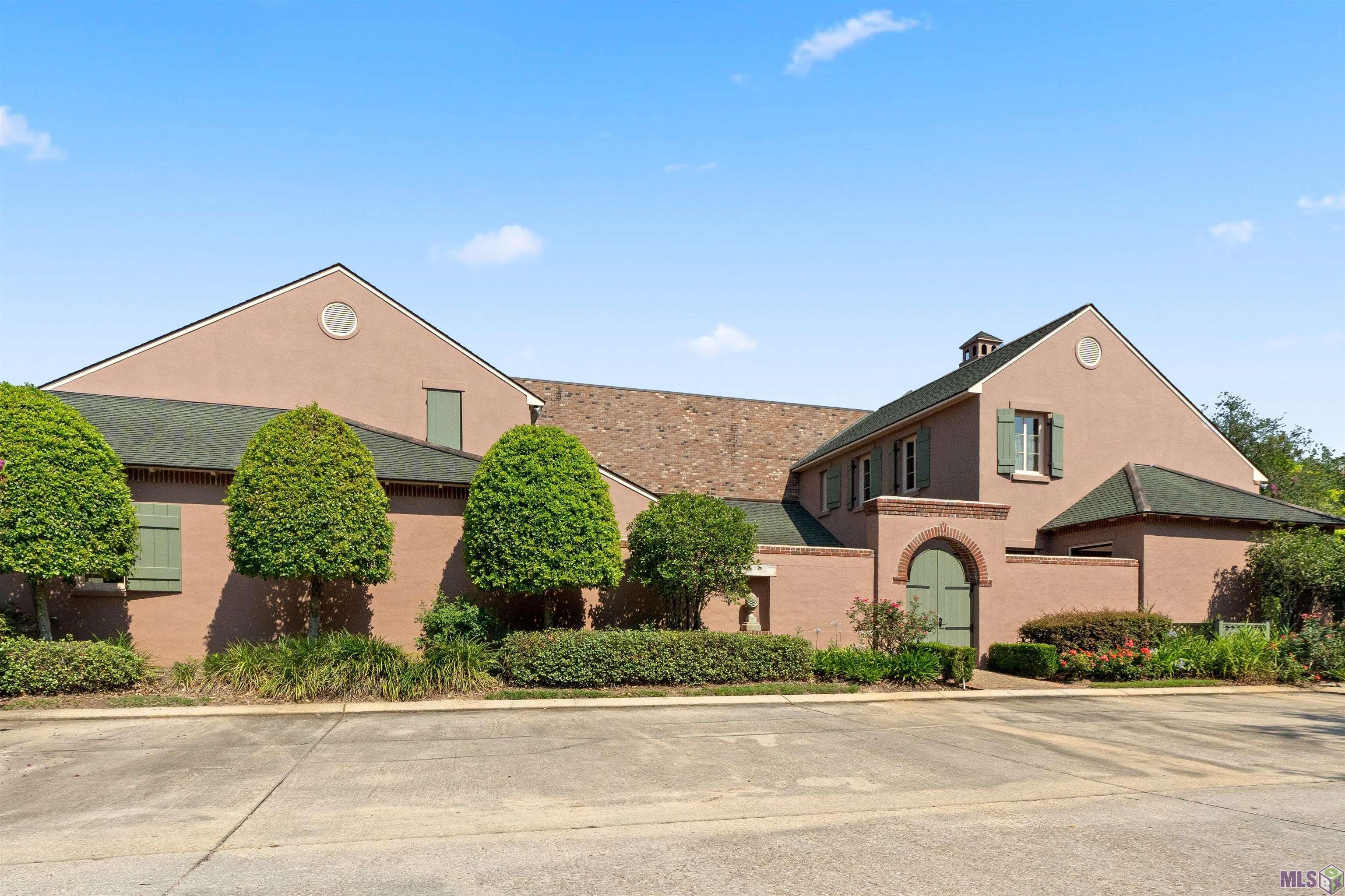 67 Jamestowne Ct