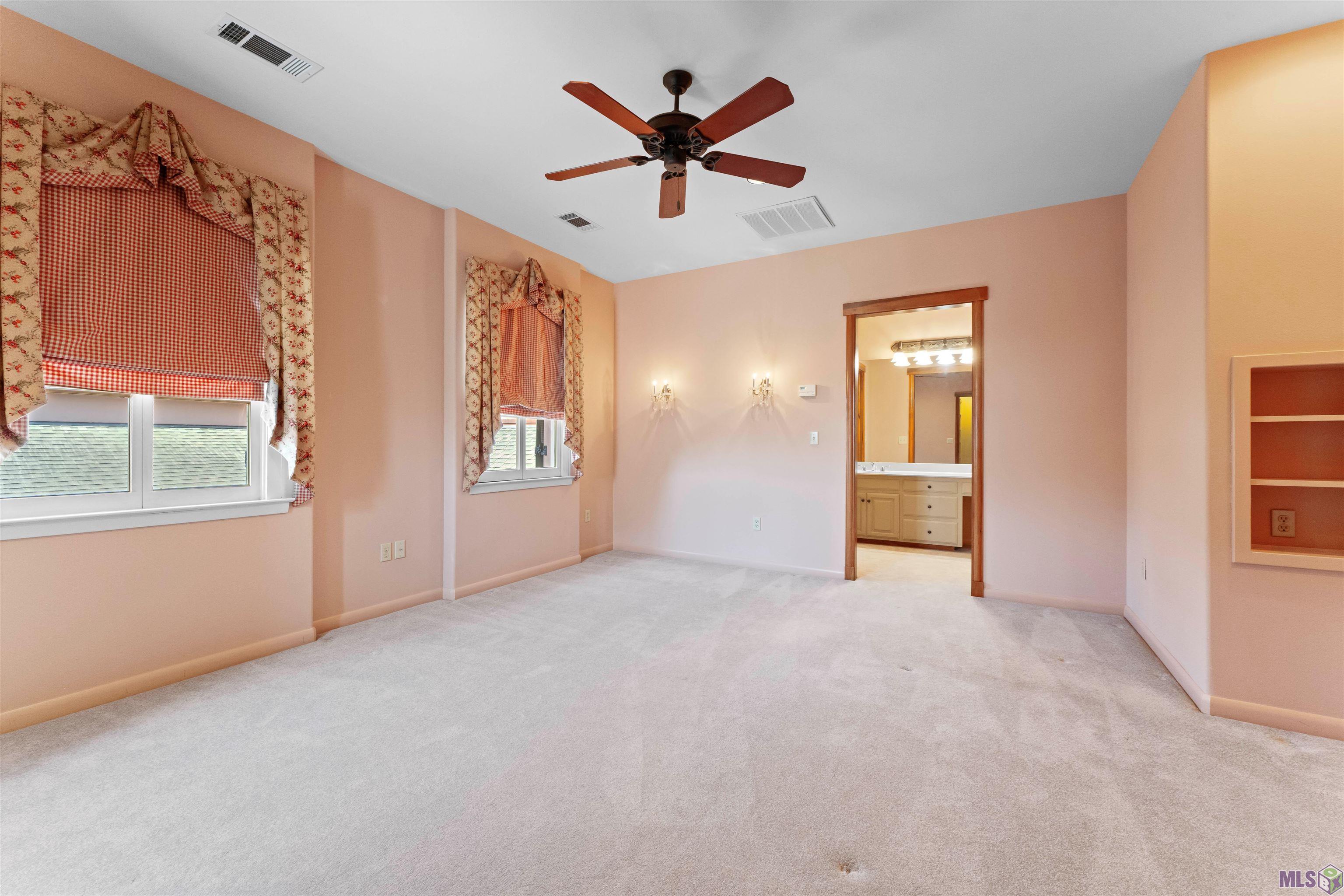 67 Jamestowne Ct