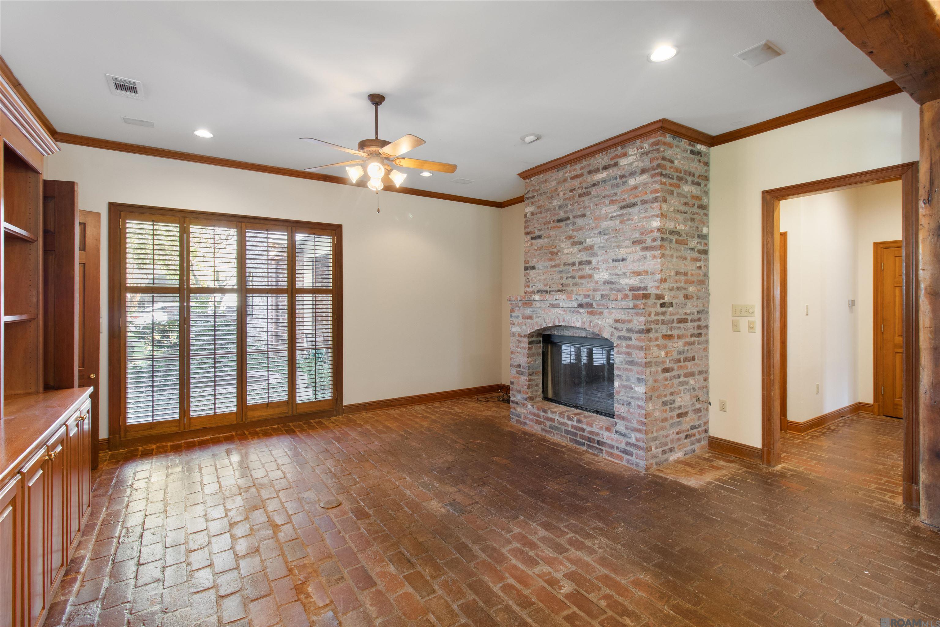 17517 Amelia Dr