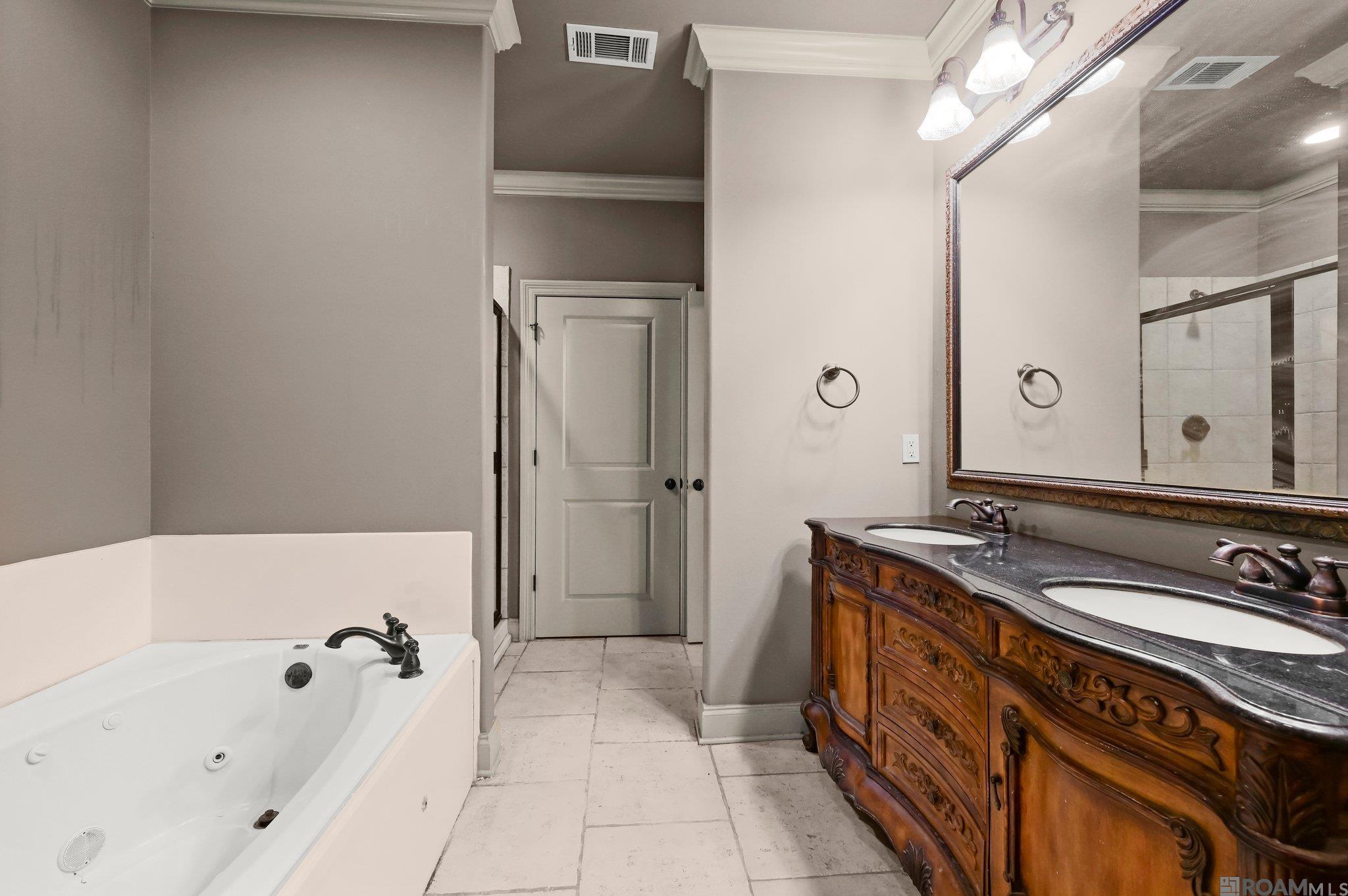 11110 Boardwalk Dr # 4 Unit: #4