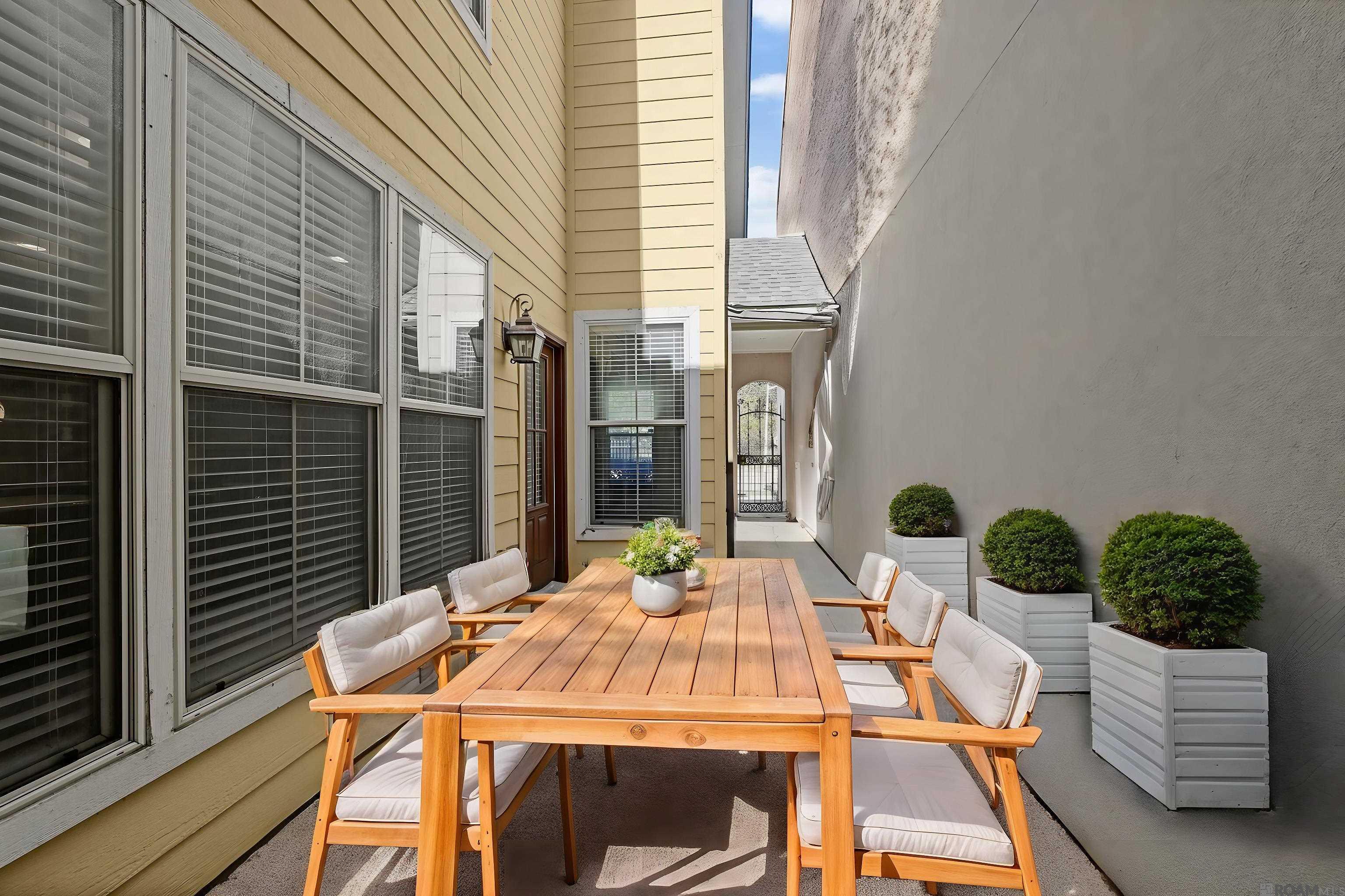11110 Boardwalk Dr # 4 Unit: #4