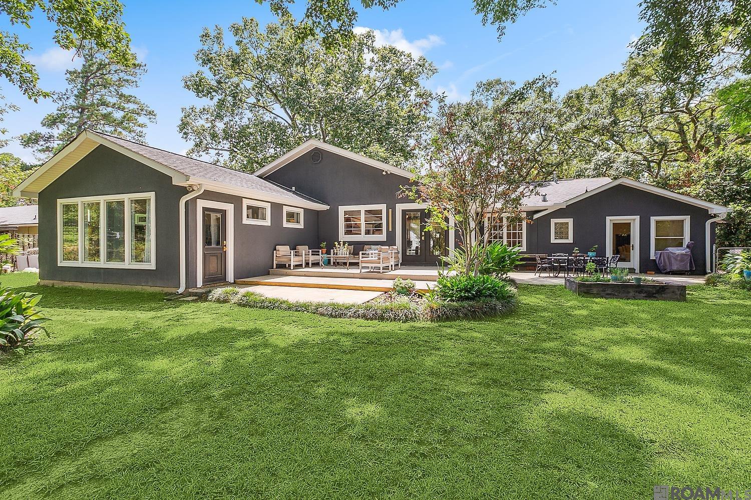 1385 Normandy Dr