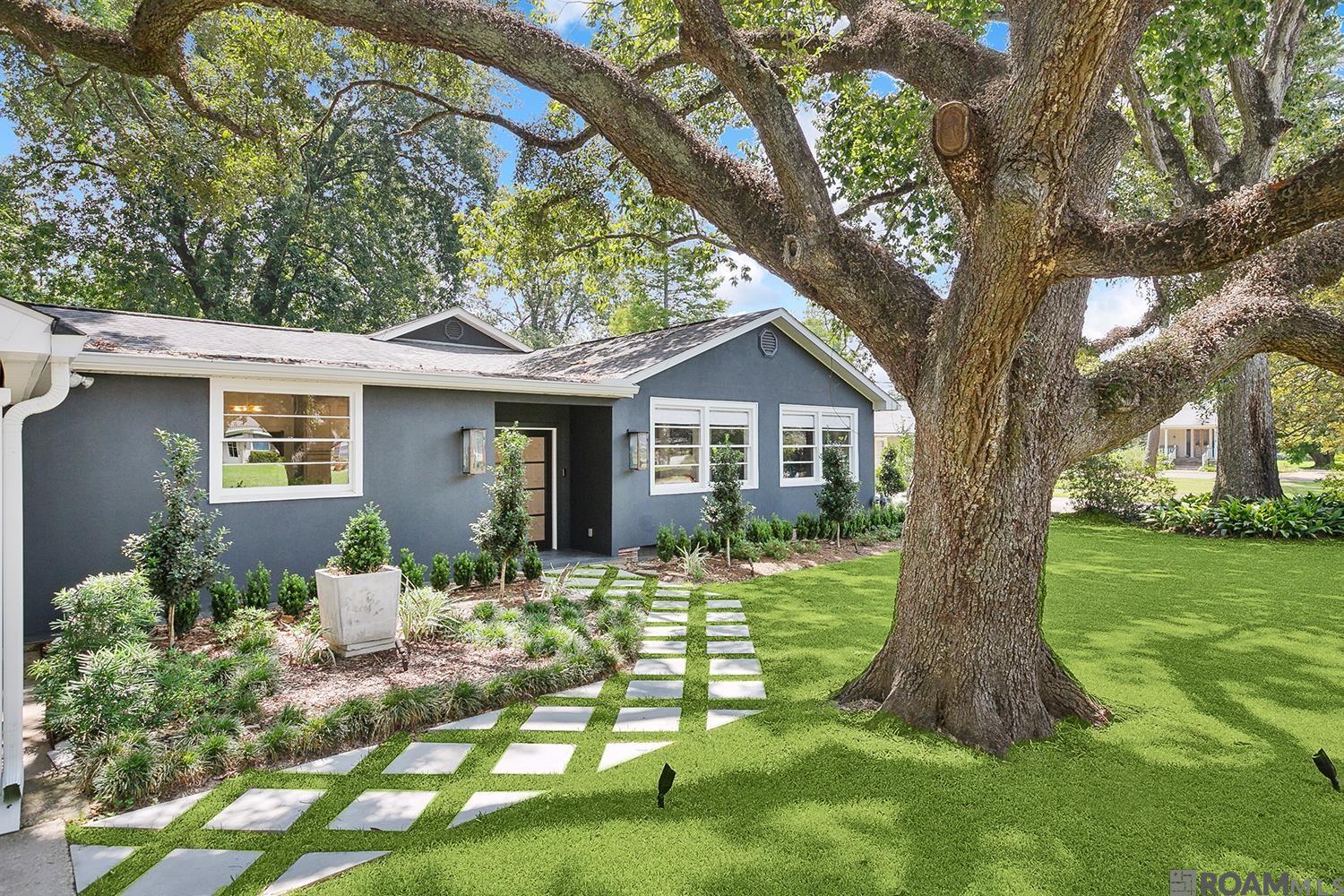 1385 Normandy Dr