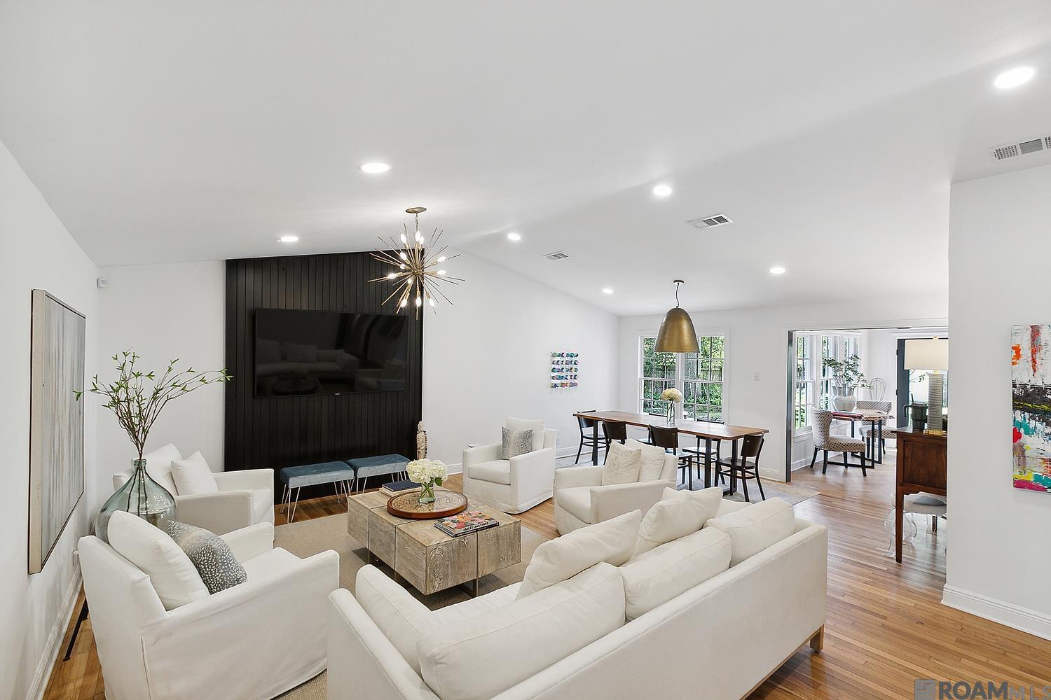 1385 Normandy Dr