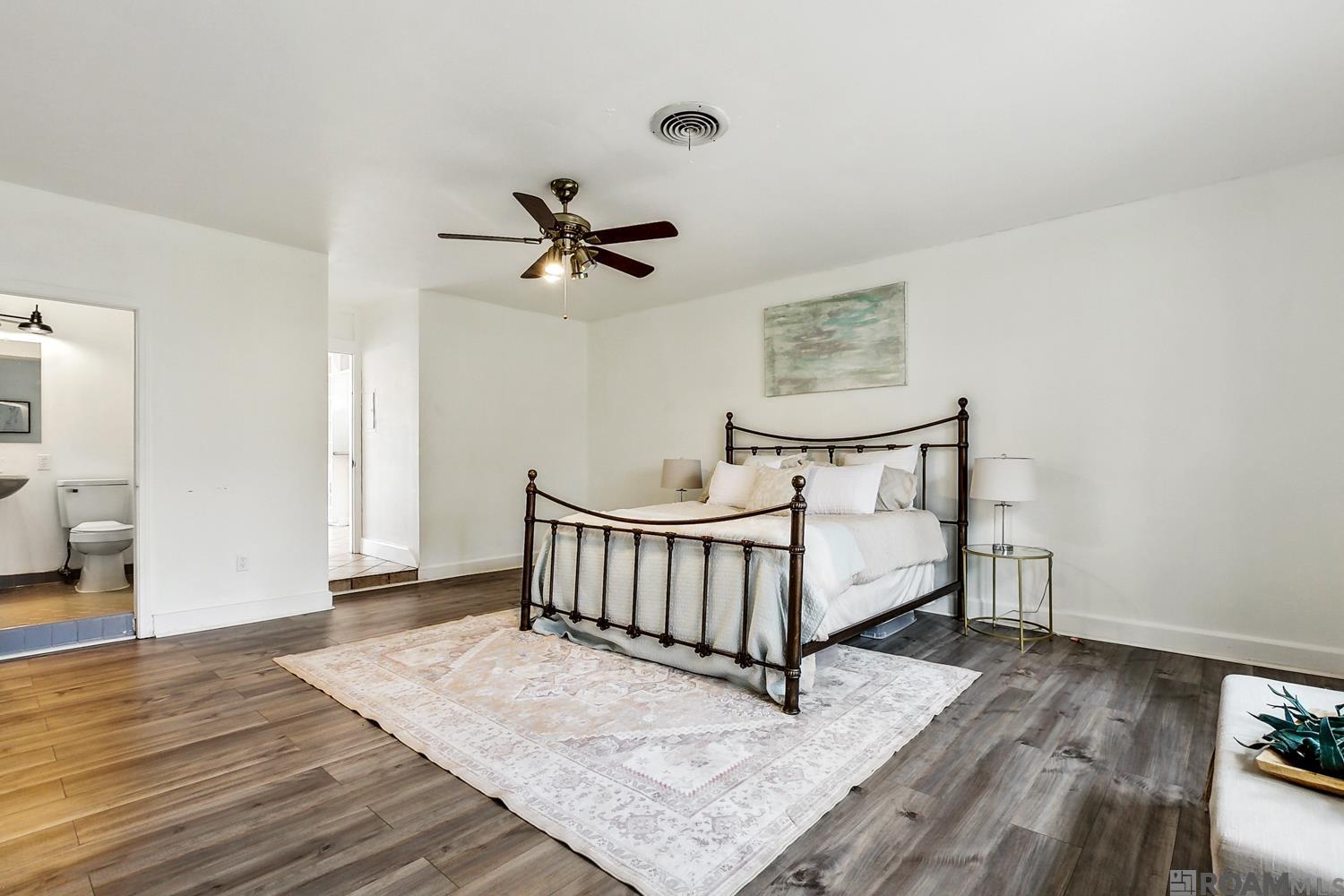 801 Cora Dr