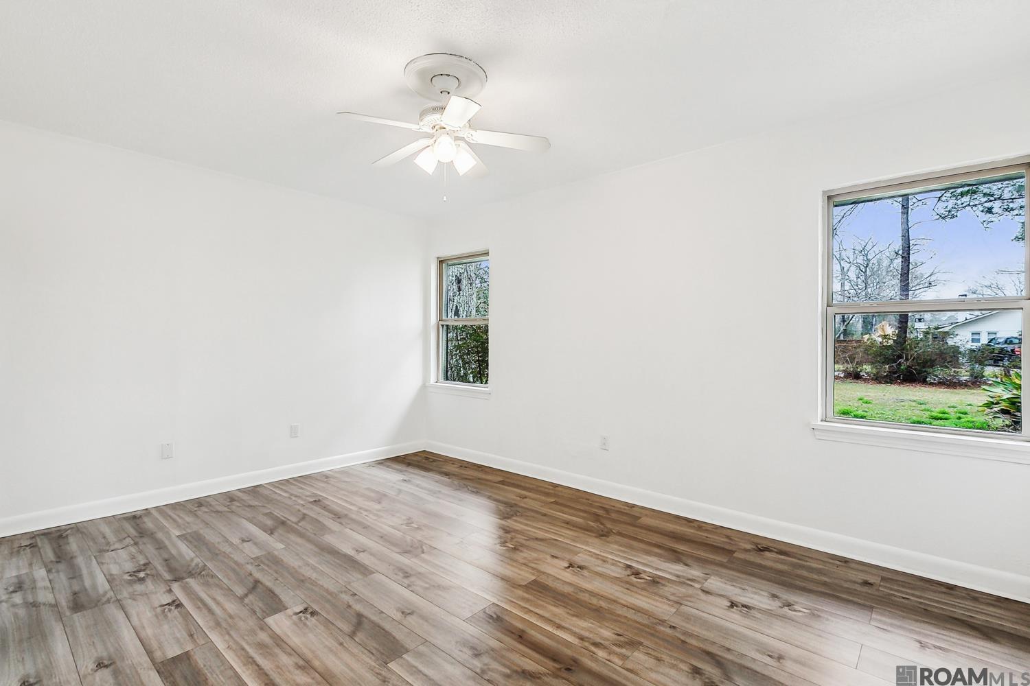 801 Cora Dr