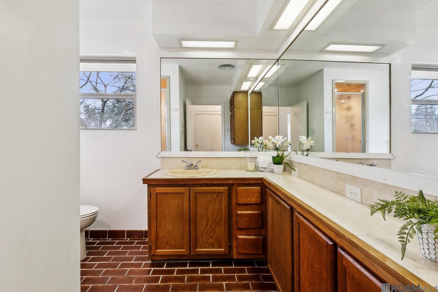 801 Cora Dr
