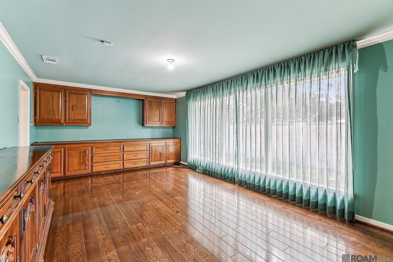 3920 Drusilla Dr