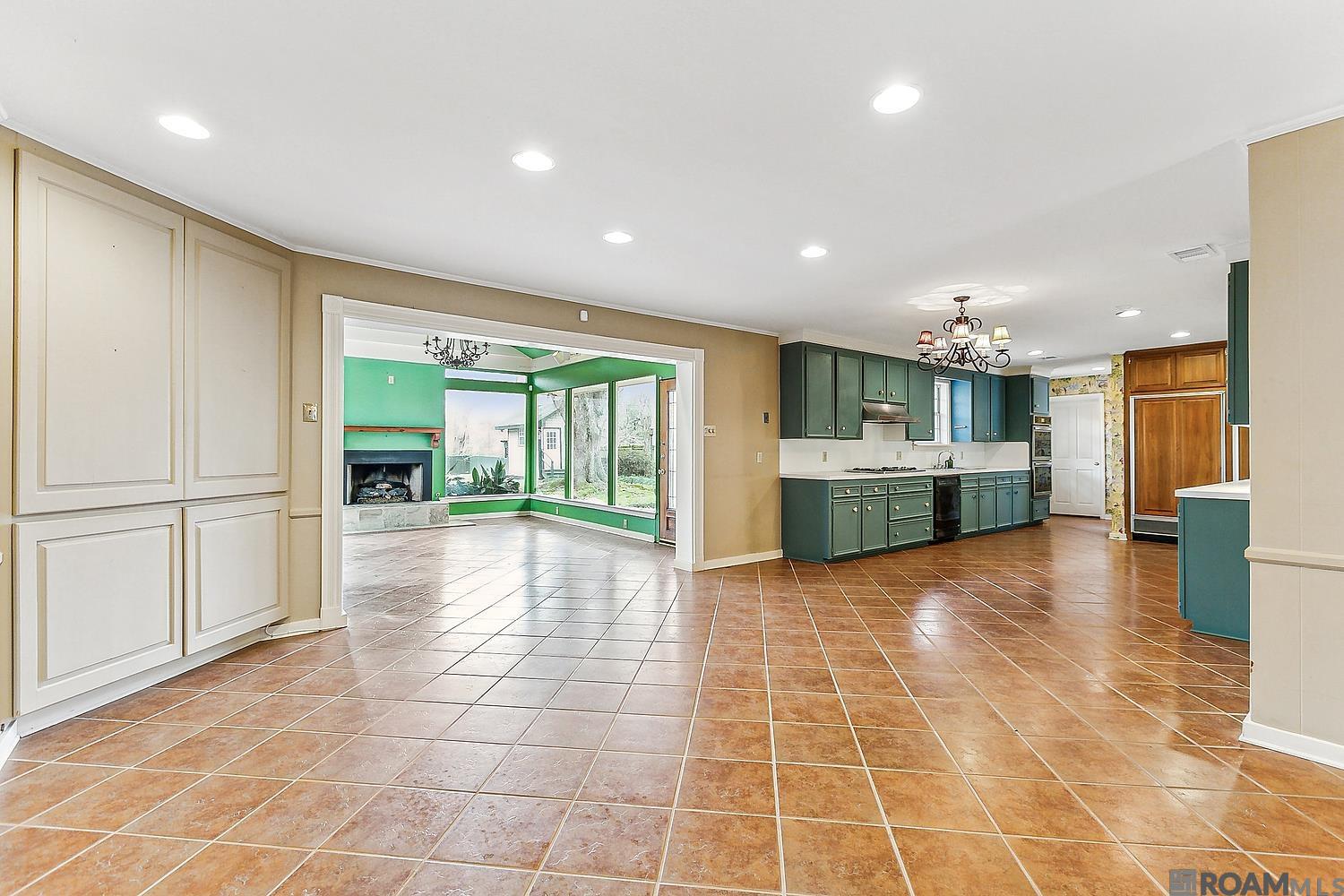 3920 Drusilla Dr