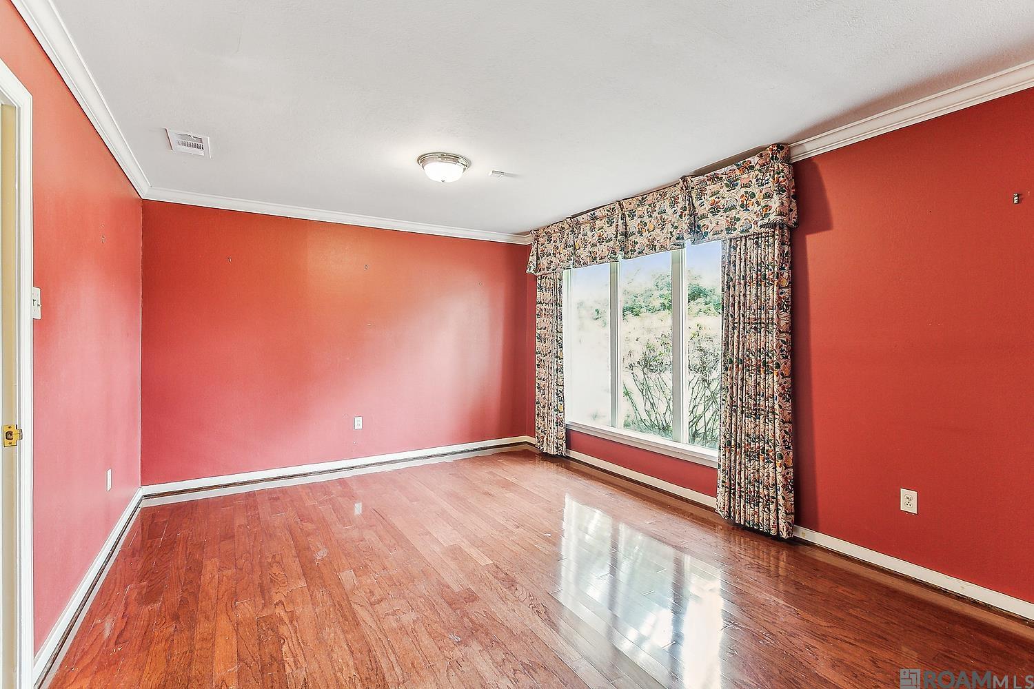 3920 Drusilla Dr
