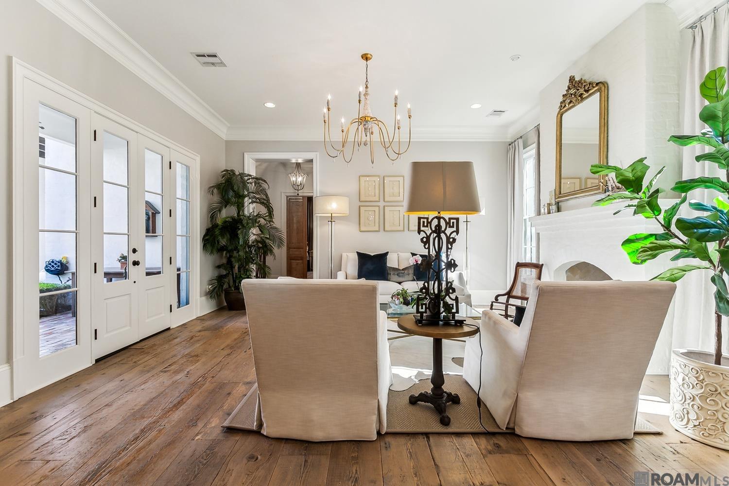 8032 Settlers Cir