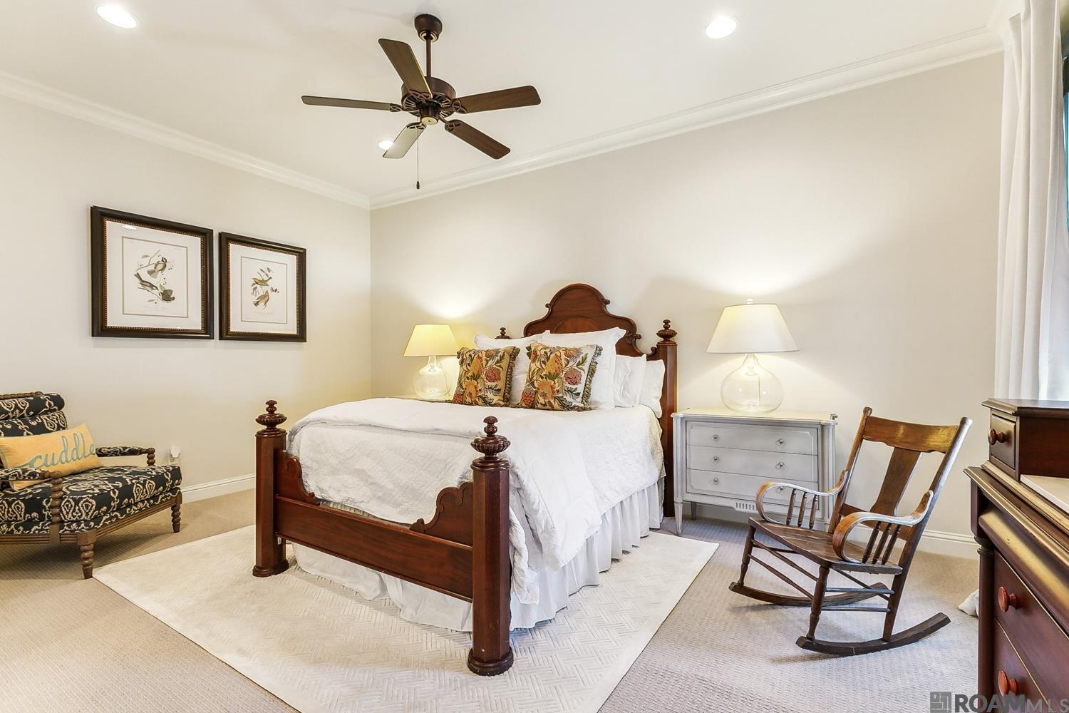 8032 Settlers Cir
