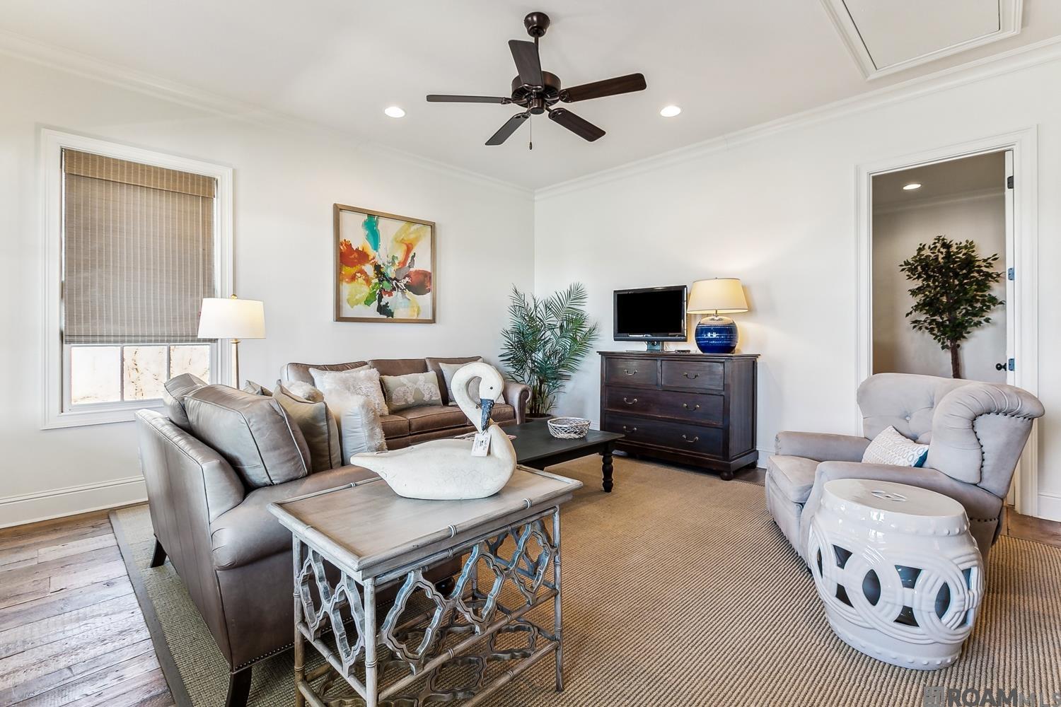 8032 Settlers Cir
