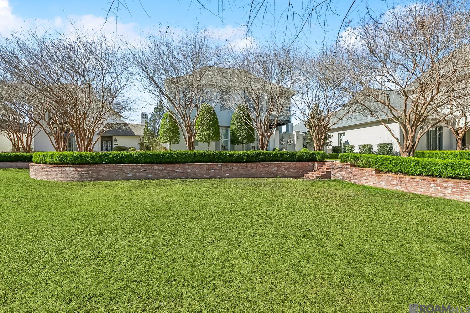 8032 Settlers Cir