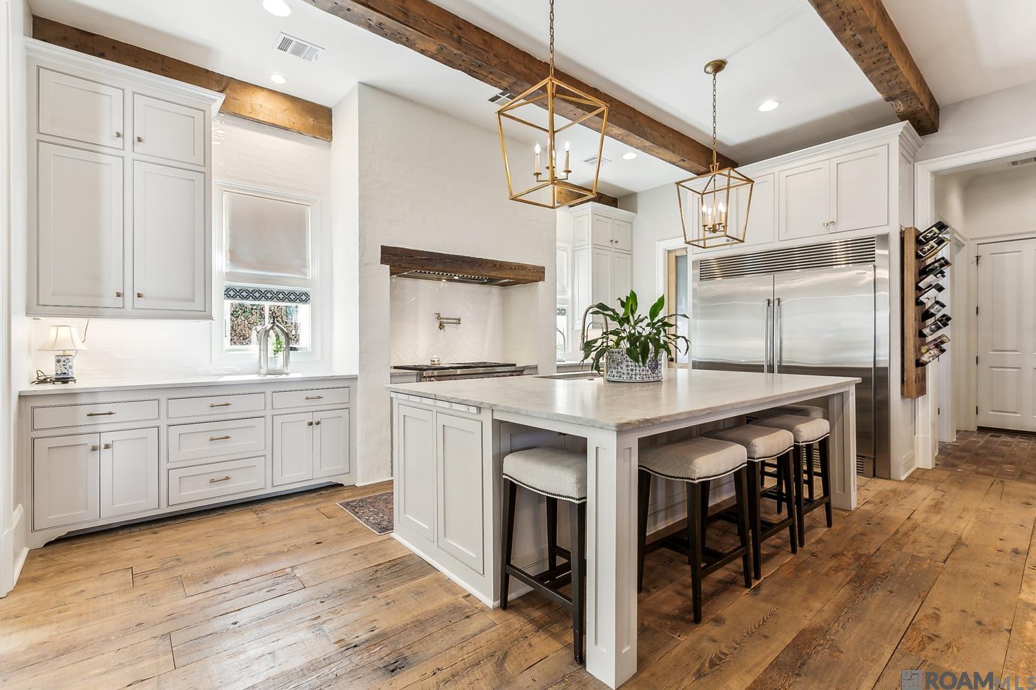8032 Settlers Cir
