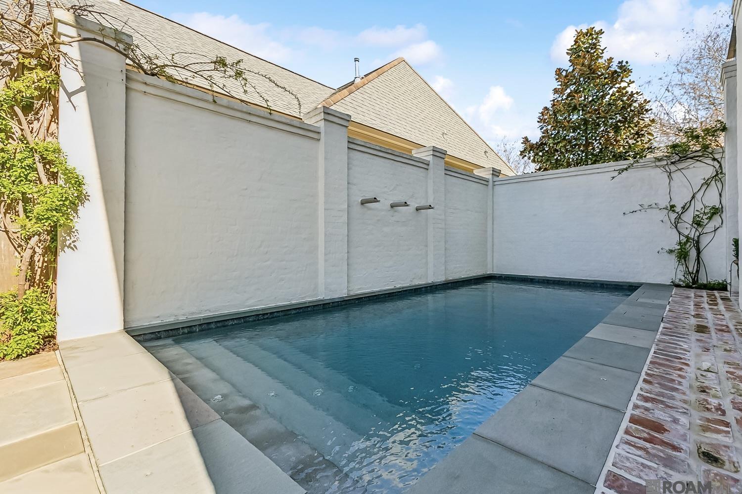 8032 Settlers Cir