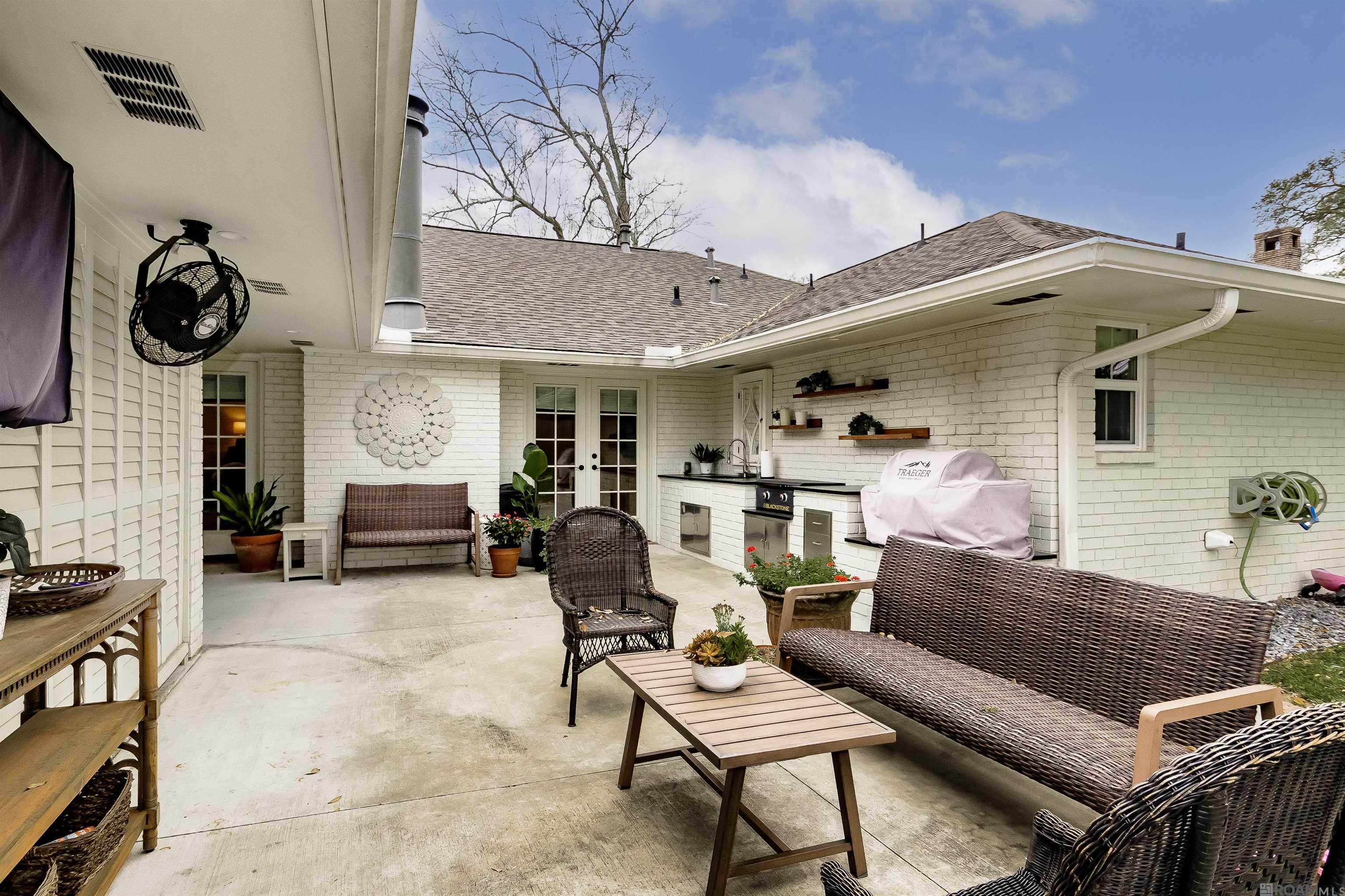 4023 N Bluebonnet Dr