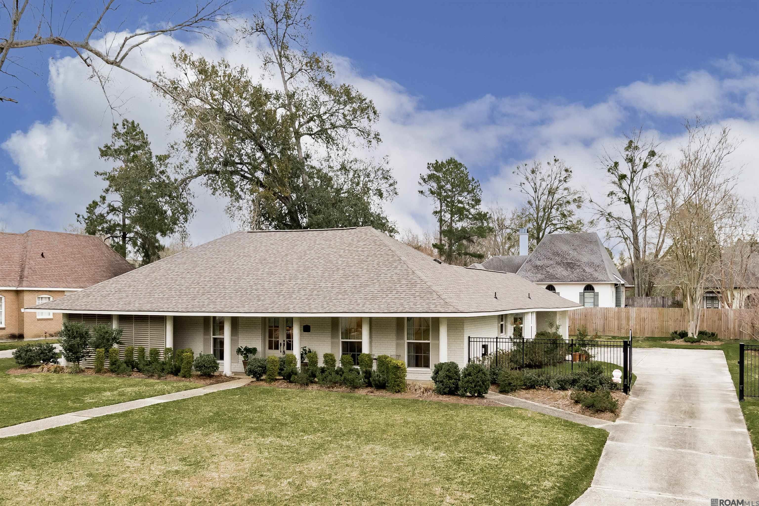 4023 N Bluebonnet Dr