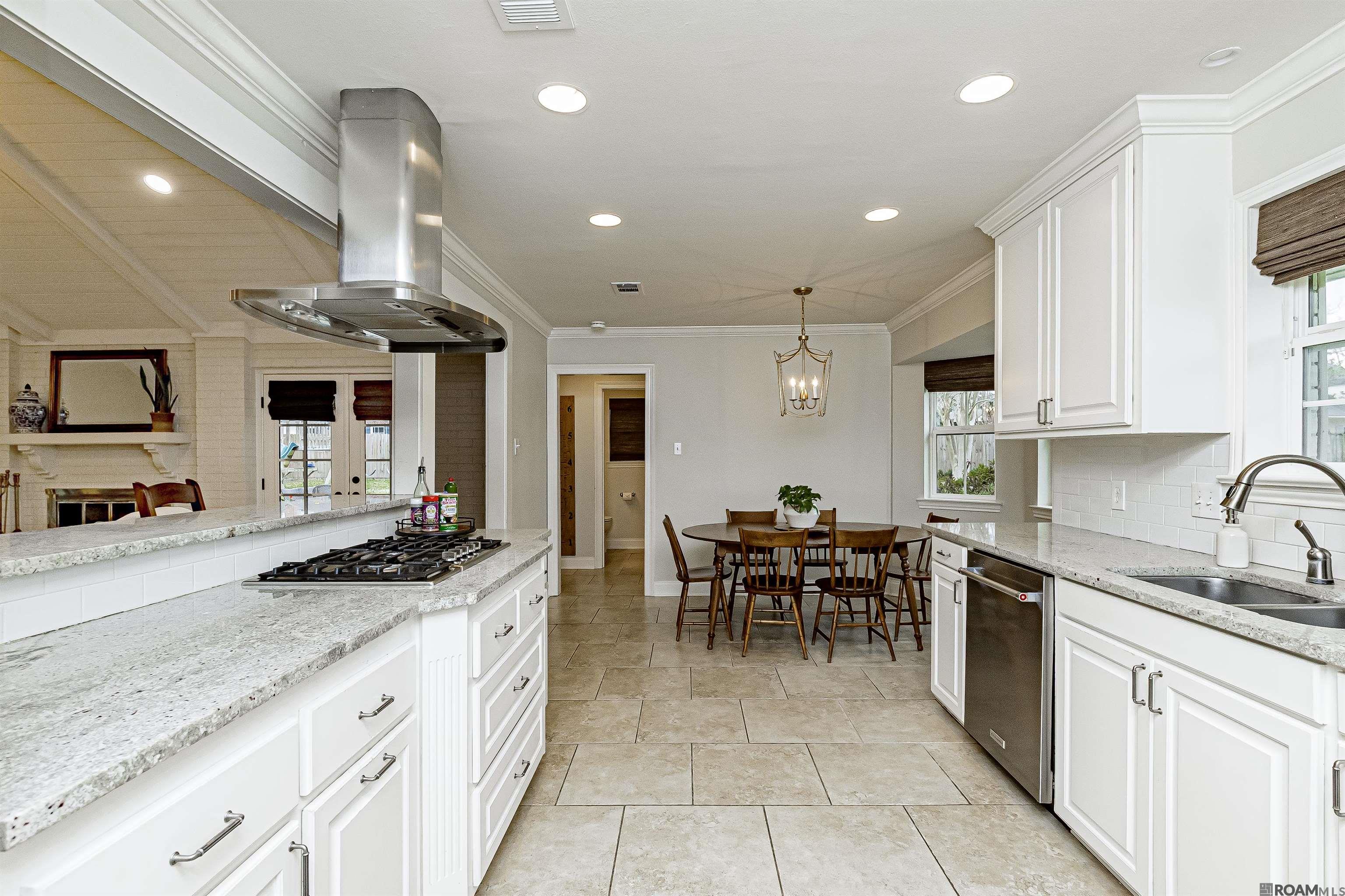 4023 N Bluebonnet Dr
