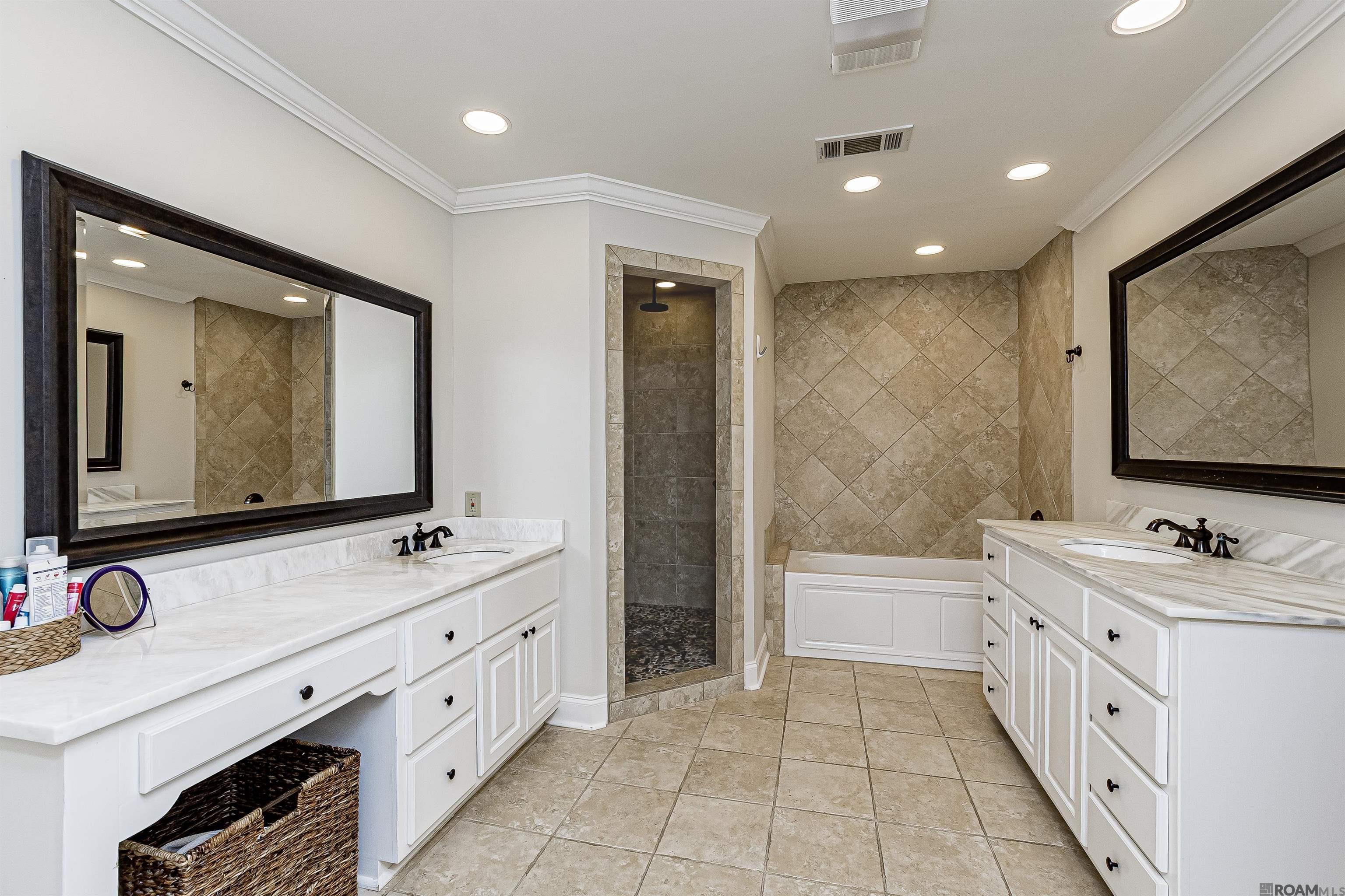 4023 N Bluebonnet Dr