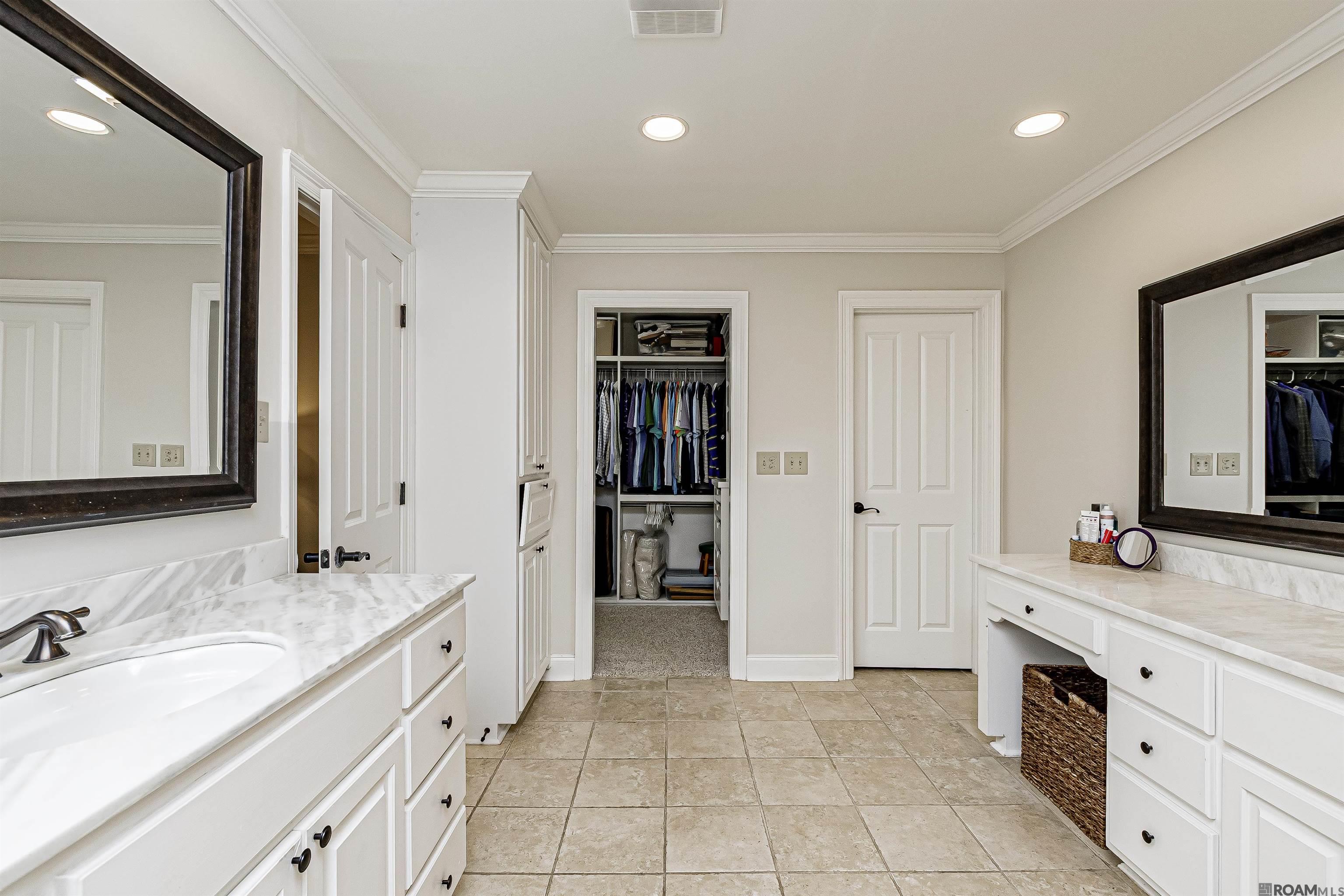 4023 N Bluebonnet Dr