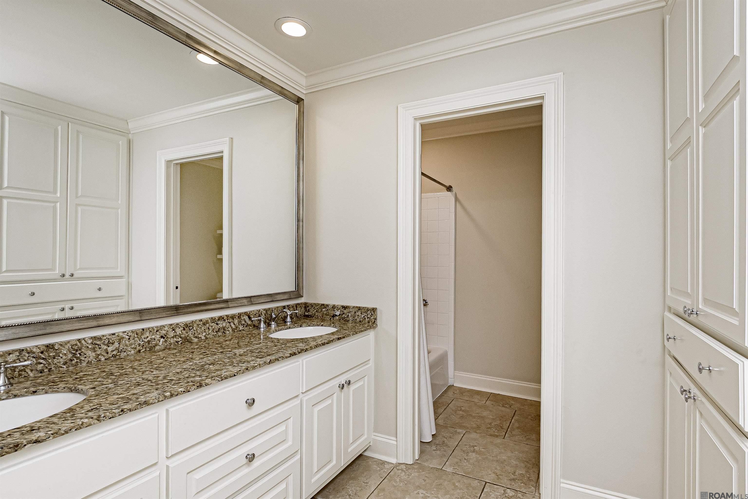 4023 N Bluebonnet Dr