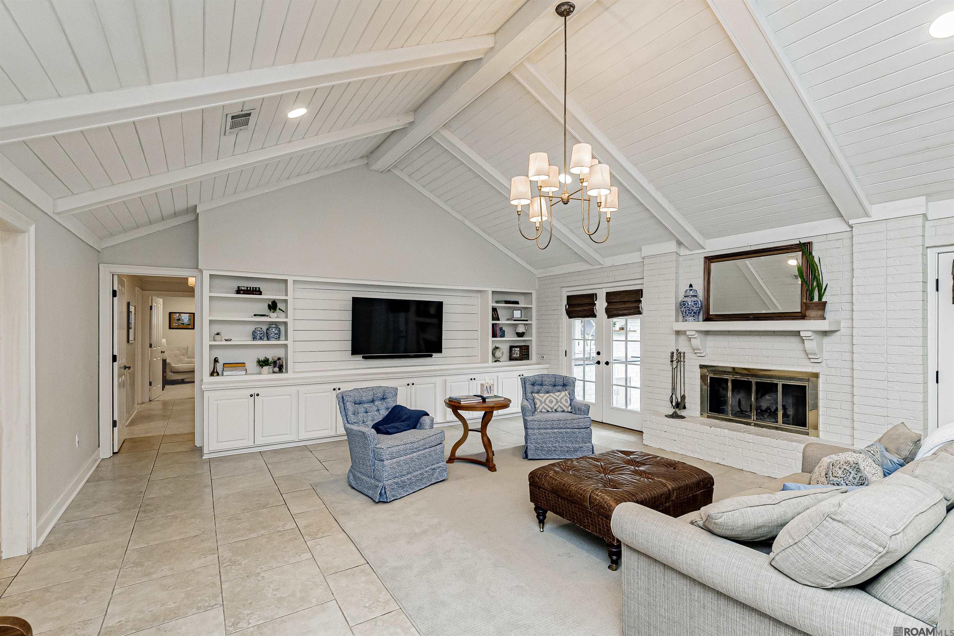 4023 N Bluebonnet Dr