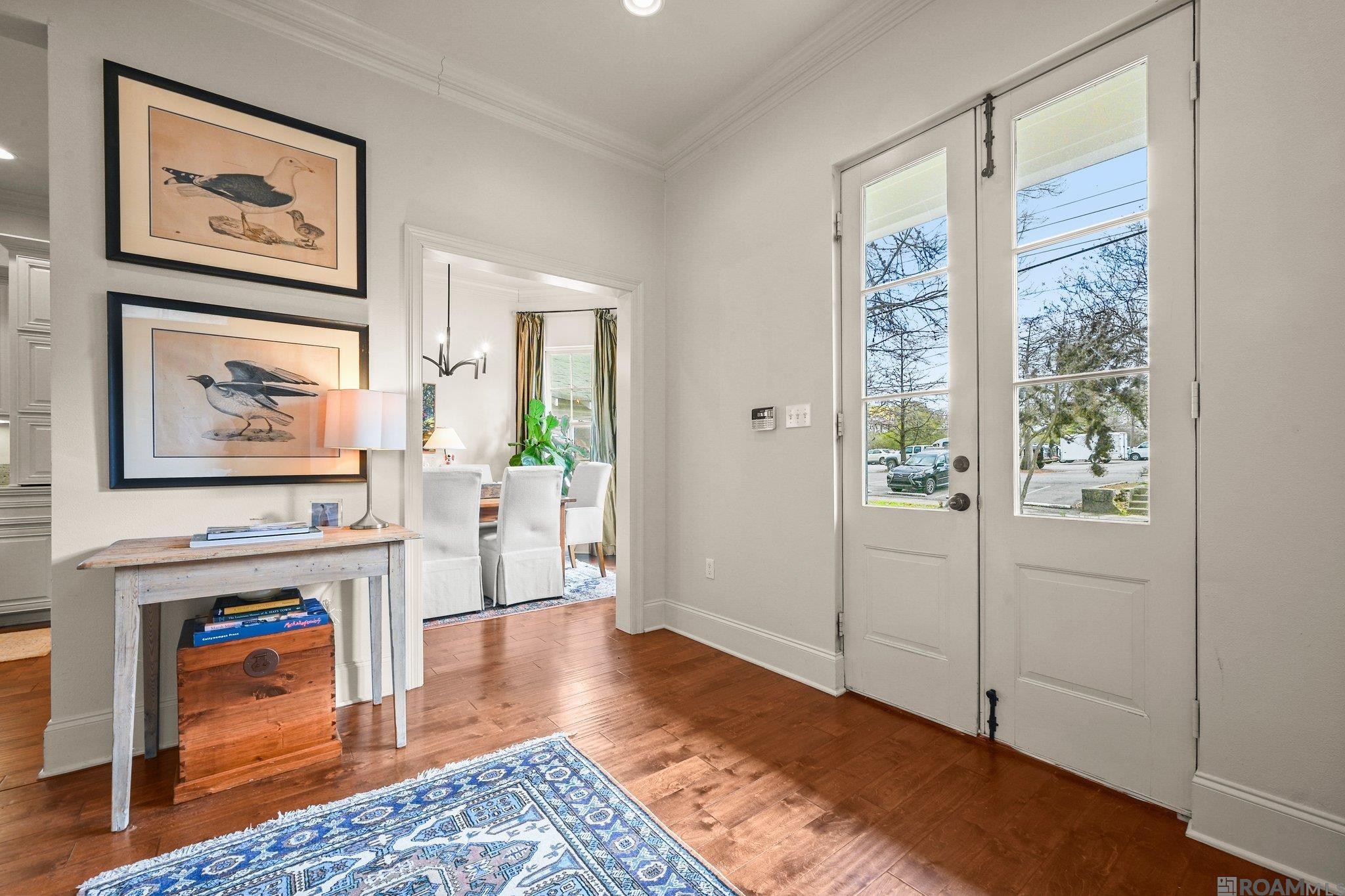 236 Maximillian St