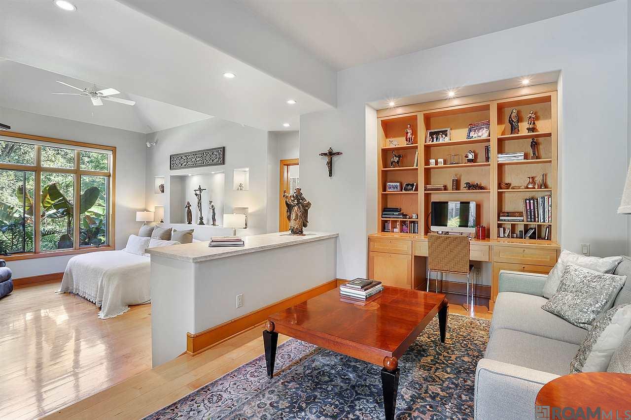 9923 E Myrtle View Ct