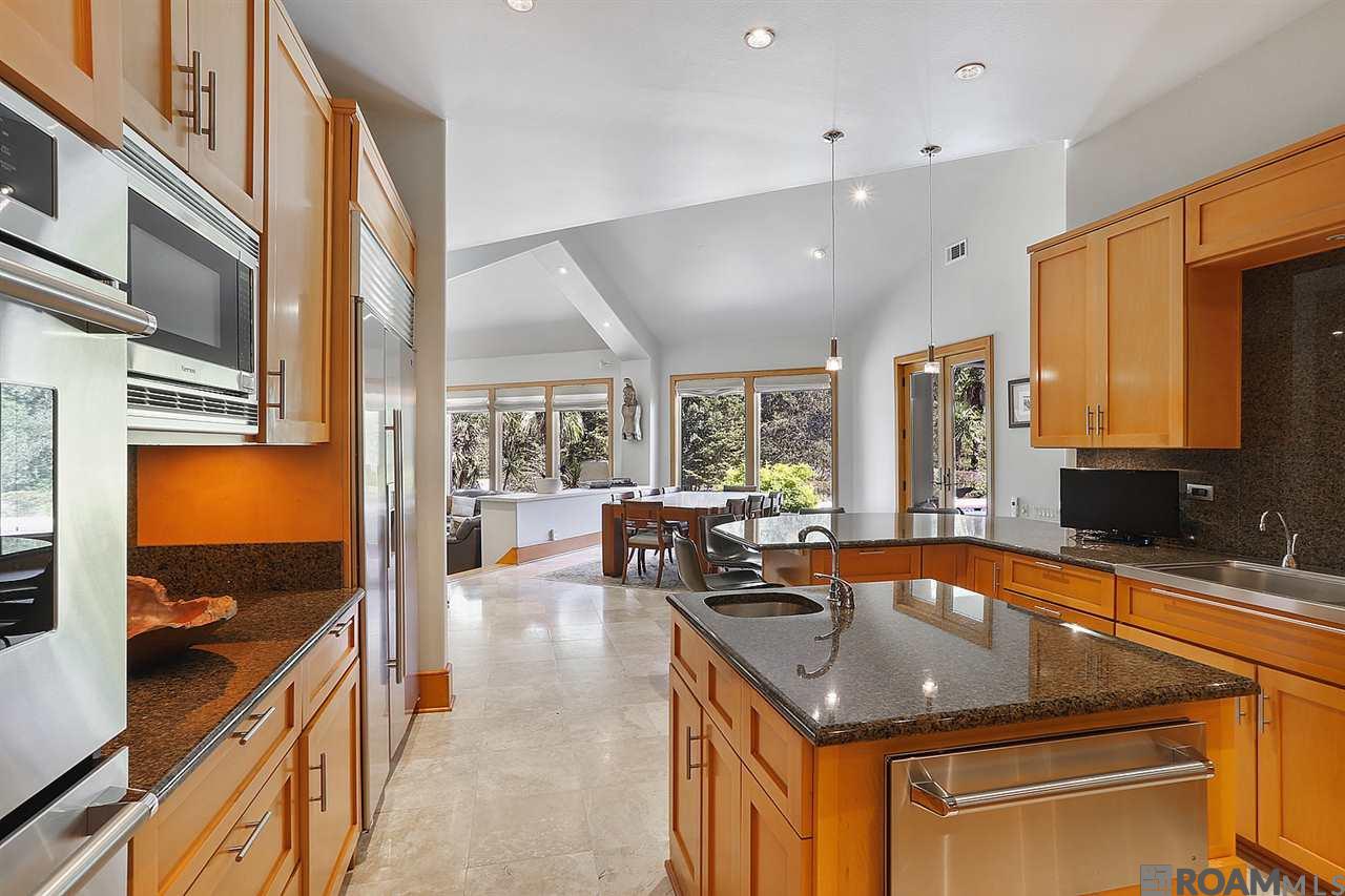 9923 E Myrtle View Ct